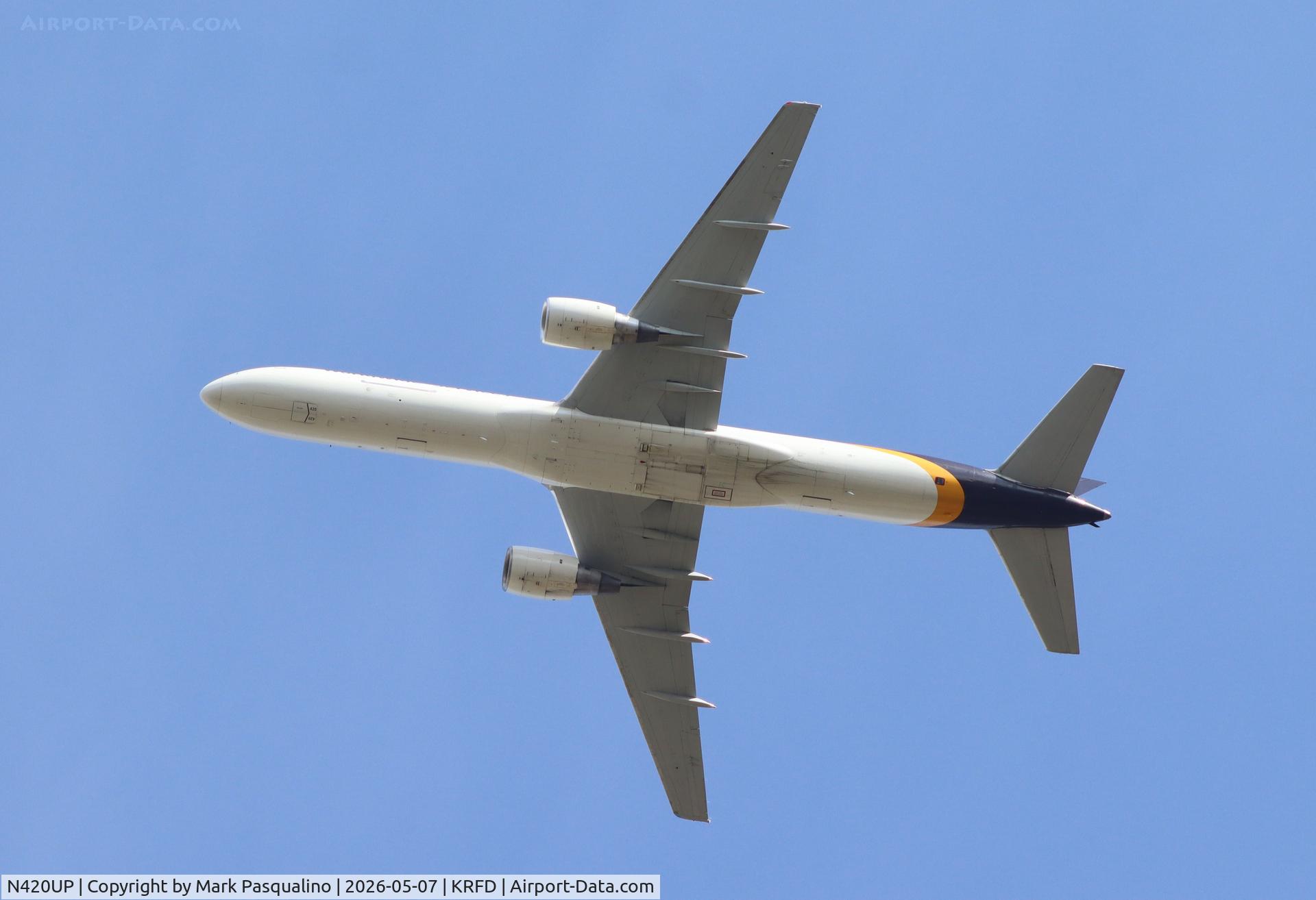 N420UP, 1990 Boeing 757-24APF, c/n 23907, Boeing 757-24APF