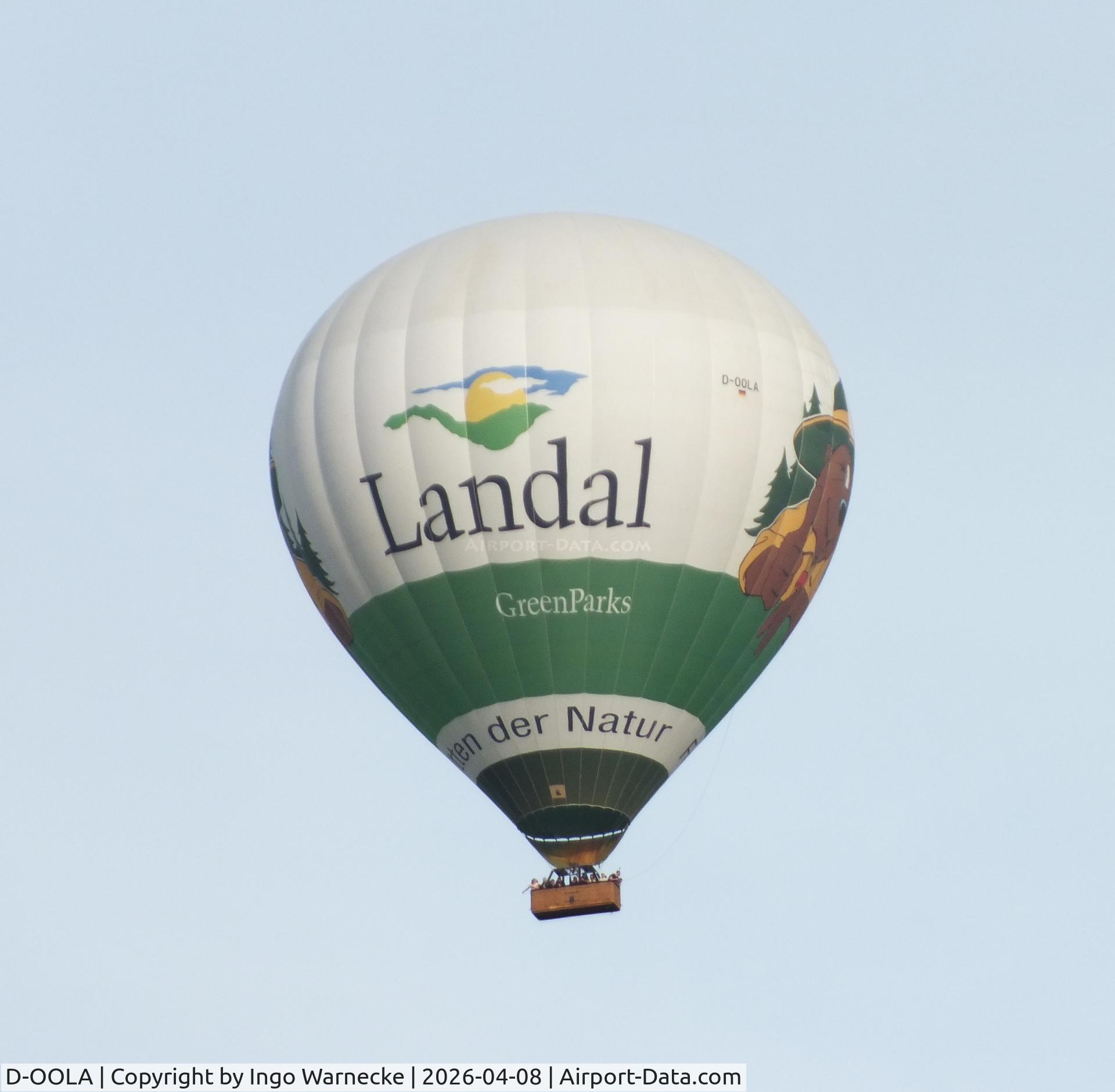 D-OOLA, Schroeder Fire Balloons G125/28 C/N 1855, Schröder Fire G125/28 hot air balloon over Bonn-Lengsdorf in the evening