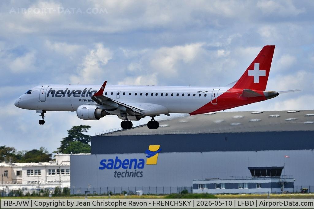 HB-JVW, 2011 Embraer ERJ-195AR (ERJ-190-200 IGW), c/n 19000434, Zurich (ZRH)	Bordeaux (BOD)	LX552