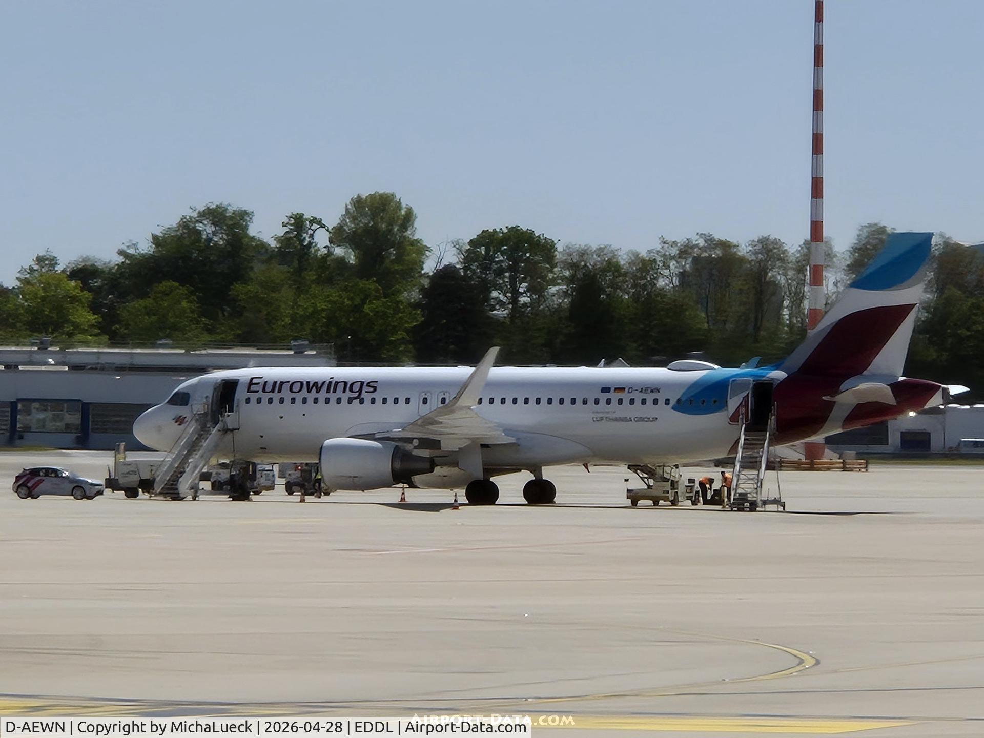 D-AEWN, 2016 Airbus A320-214, c/n 7393, At Düsseldorf Lohausen