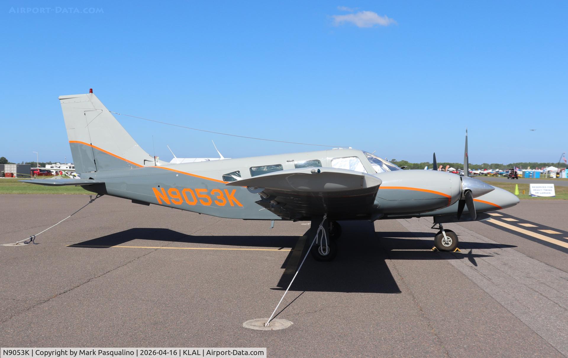 N9053K, 1977 Piper PA-34-200T C/N 34-7870035, Piper PA-34-200T