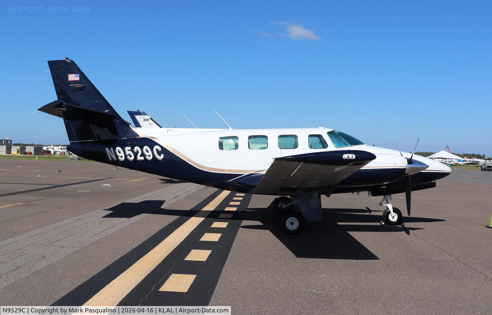 N9529C, 1982 Cessna T303 Crusader C/N T30300185, Cessna T303