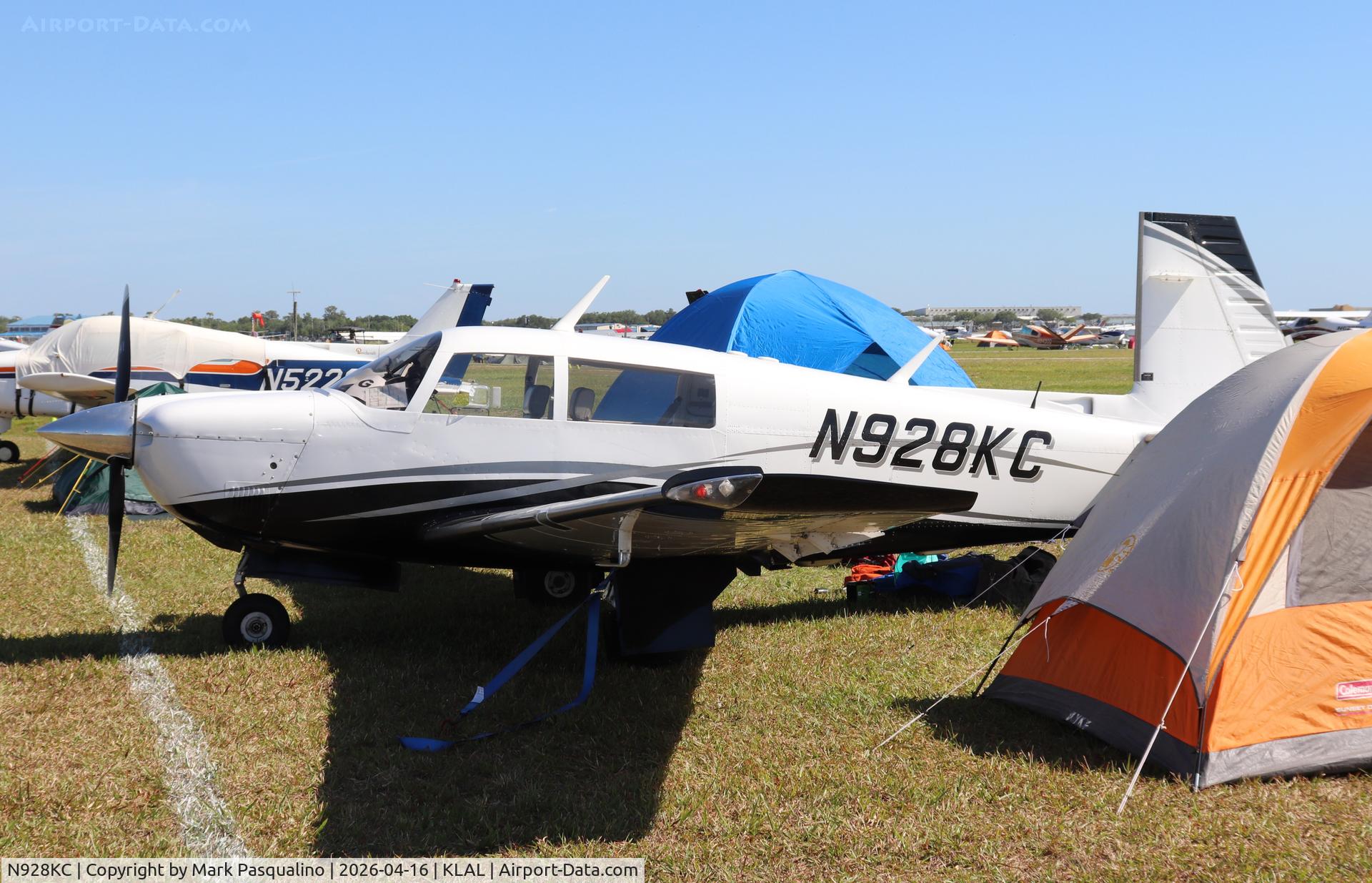 N928KC, Mooney M20J 201 C/N 24-1678, Mooney M20J