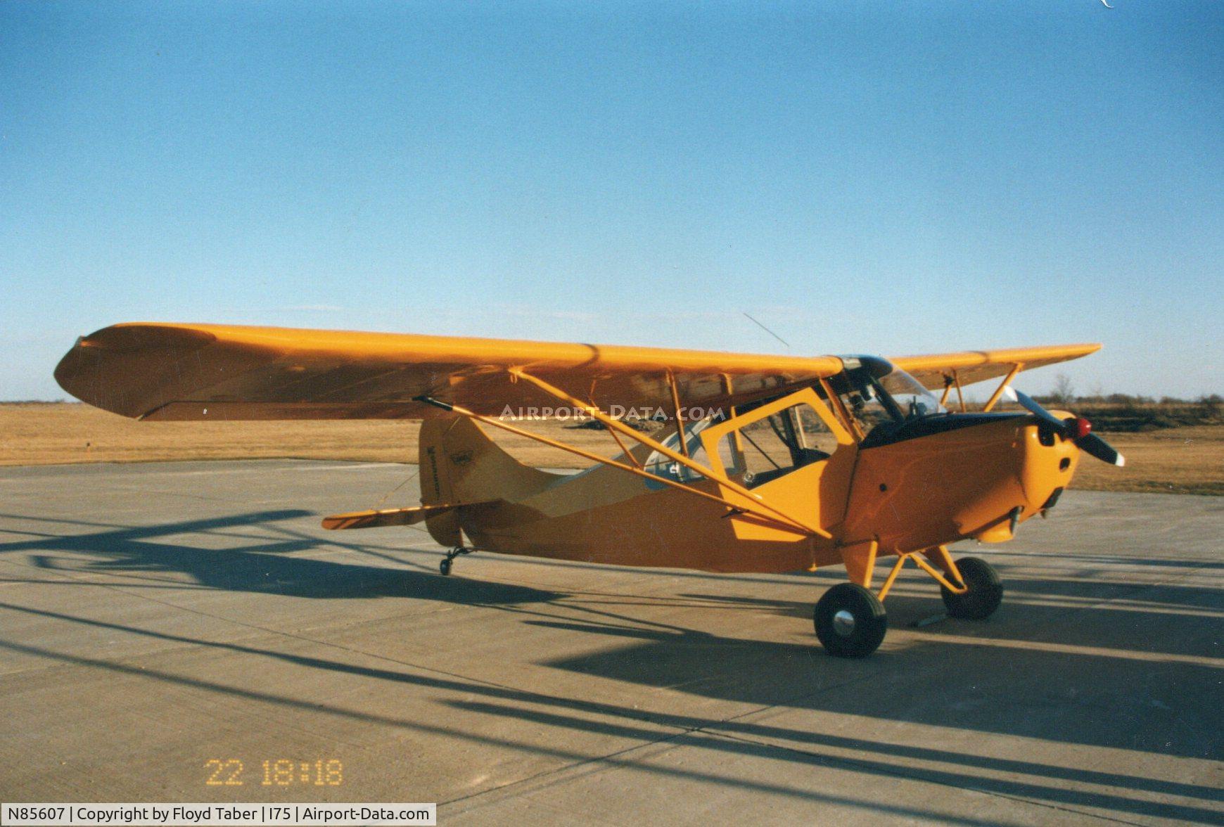 N85607, 1946 Aeronca 7AC Champion, c/n 7AC-4350, PAUL FUELING UP HIS CHAMP
