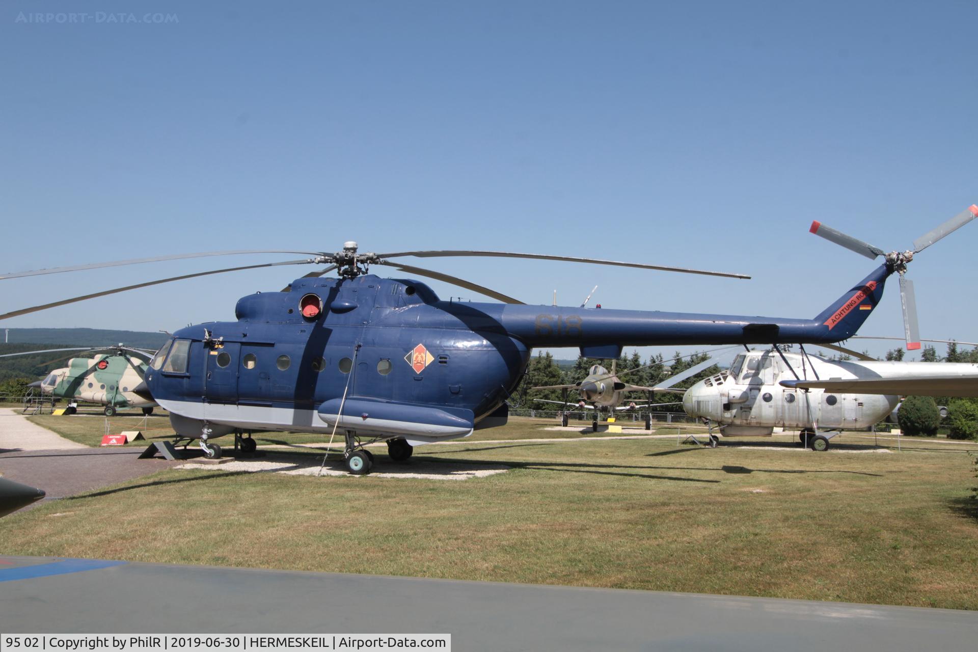 95 02, Mil Mi-14PL Haze A, c/n B4002, 95+02 (618 NVA) 1974 Mil Mi-14PL Haze A German AF Hermeskeil 
