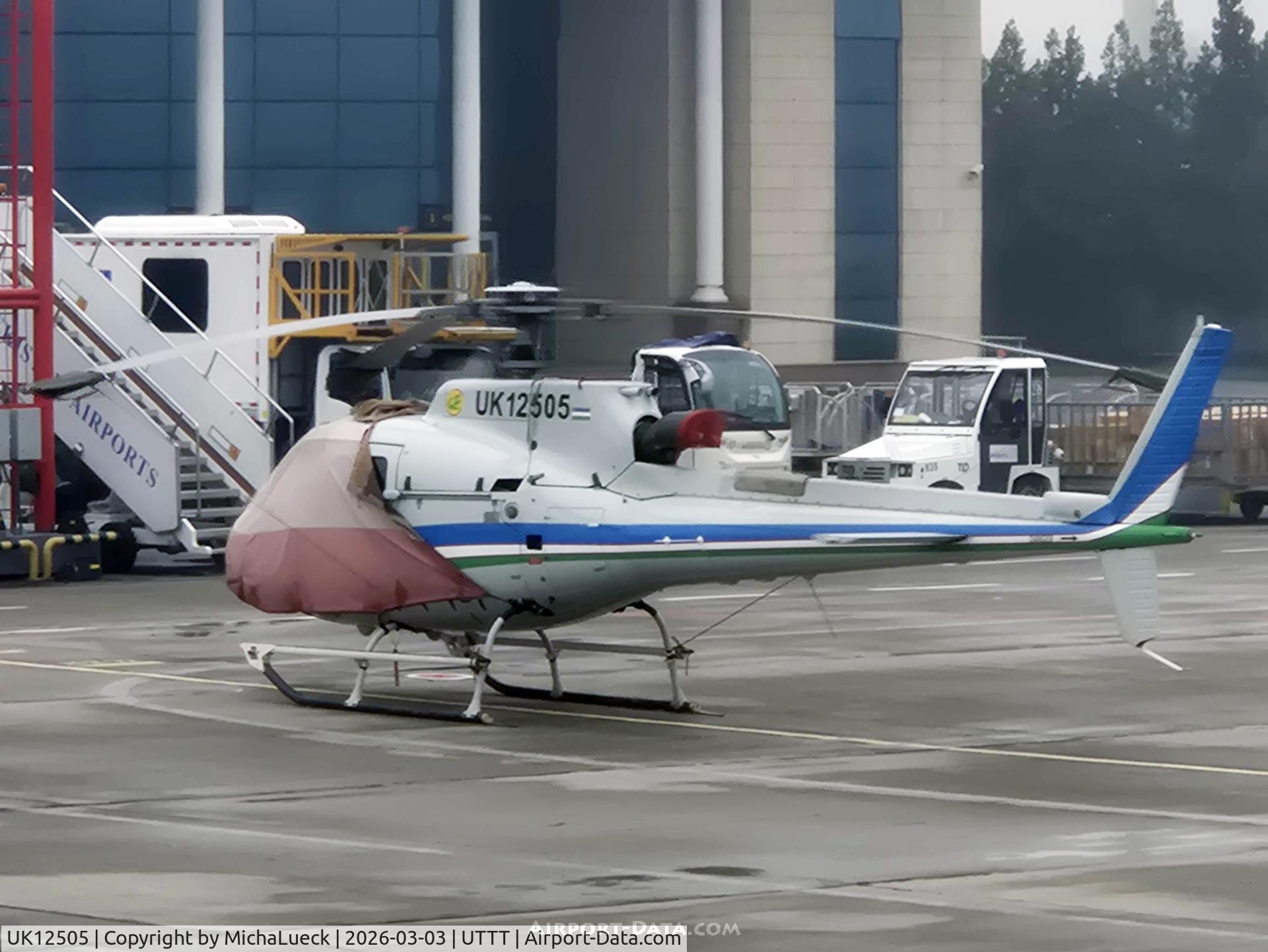 UK12505, Airbus Helicopters H125 (AS350B) C/N 8979, At Tashkent Terminal 3