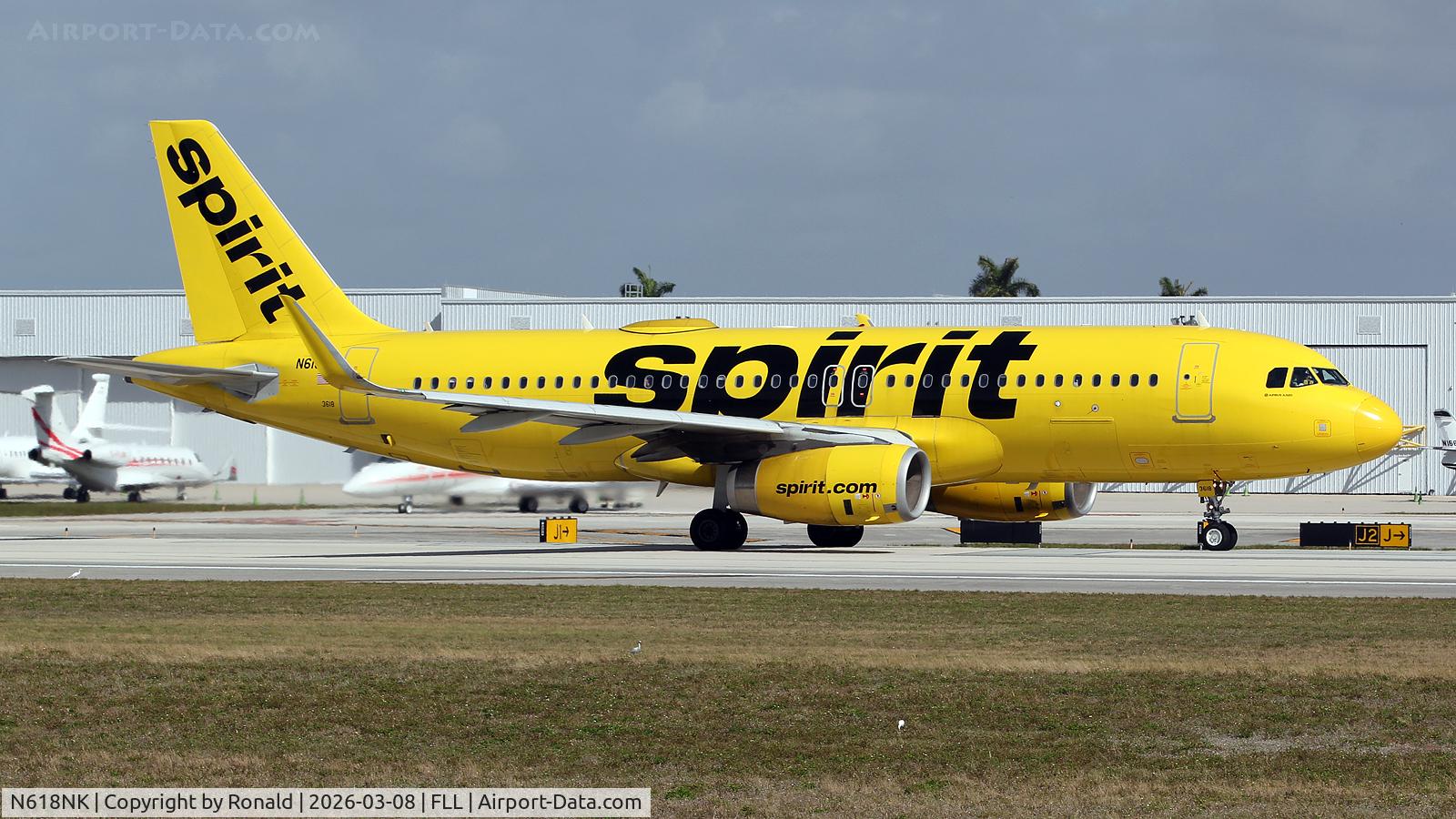 N618NK, 2012 Airbus A320-232 C/N 5458, at fll