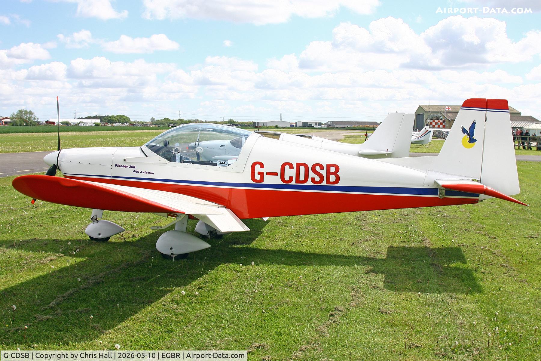 G-CDSB, 2005 Alpi Aviation Pioneer 200 C/N PFA 334-14443, Breighton 10/05-26