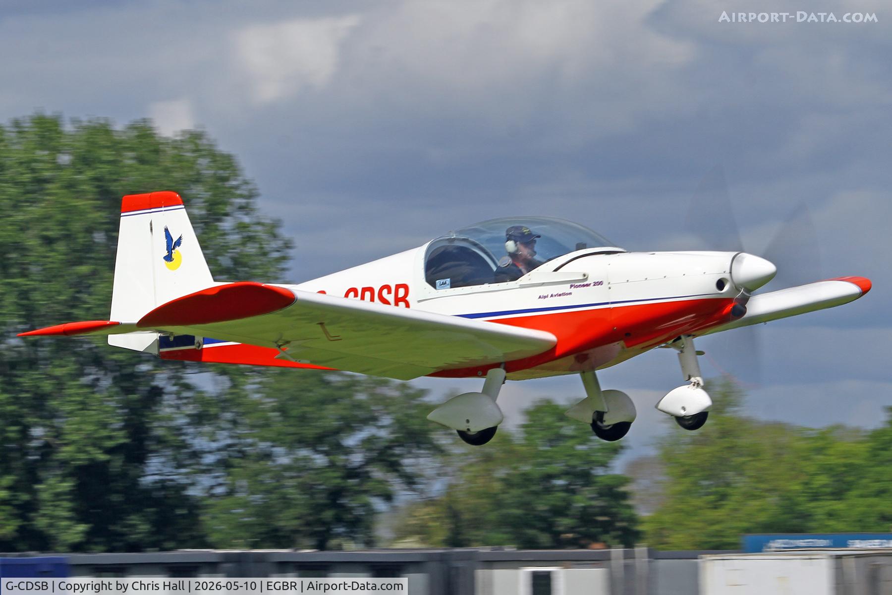 G-CDSB, 2005 Alpi Aviation Pioneer 200 C/N PFA 334-14443, Breighton 10/05-26