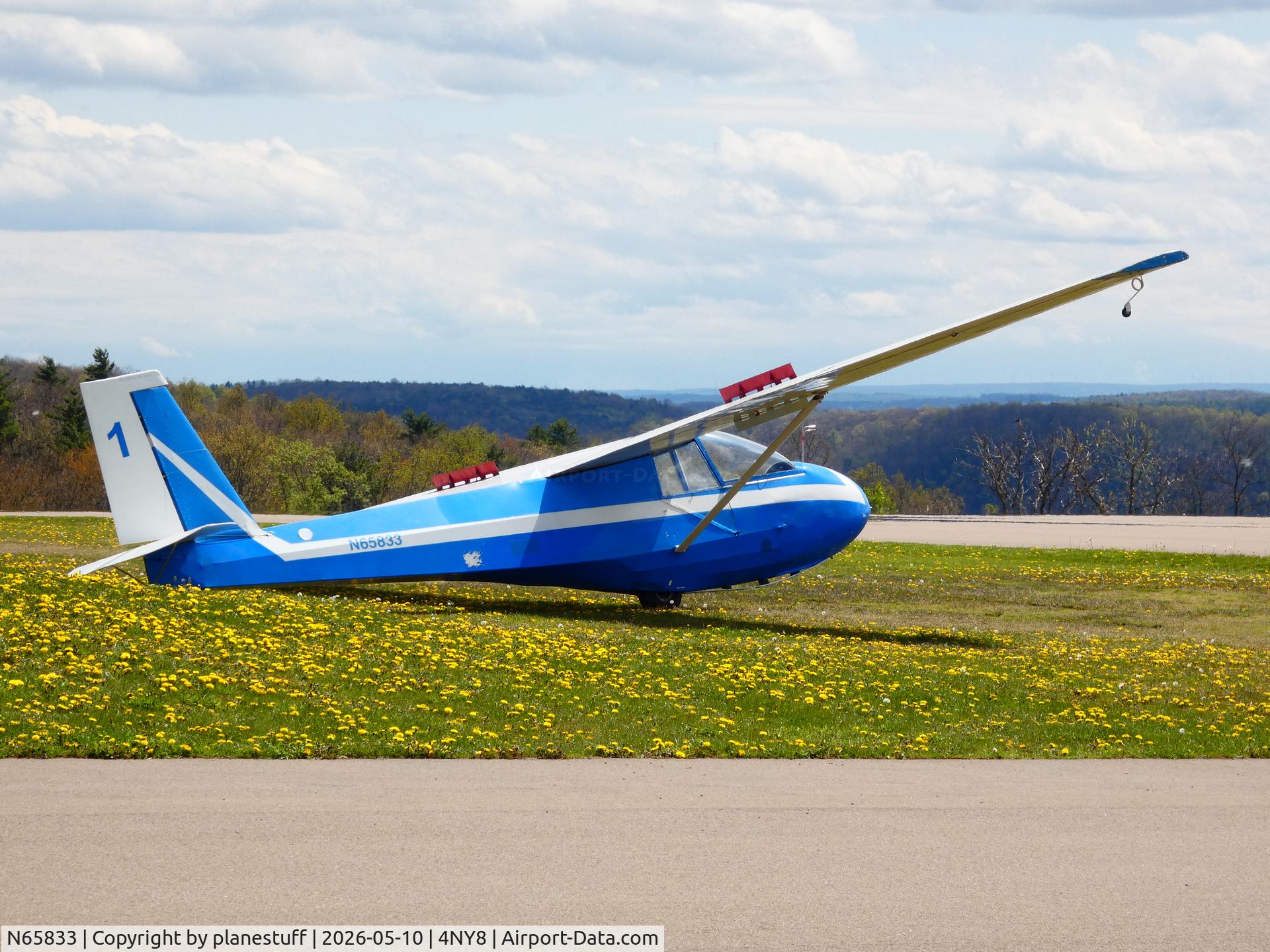N65833, 1974 Schweizer SGS 2-33A C/N 313, Harris Hill Spotting