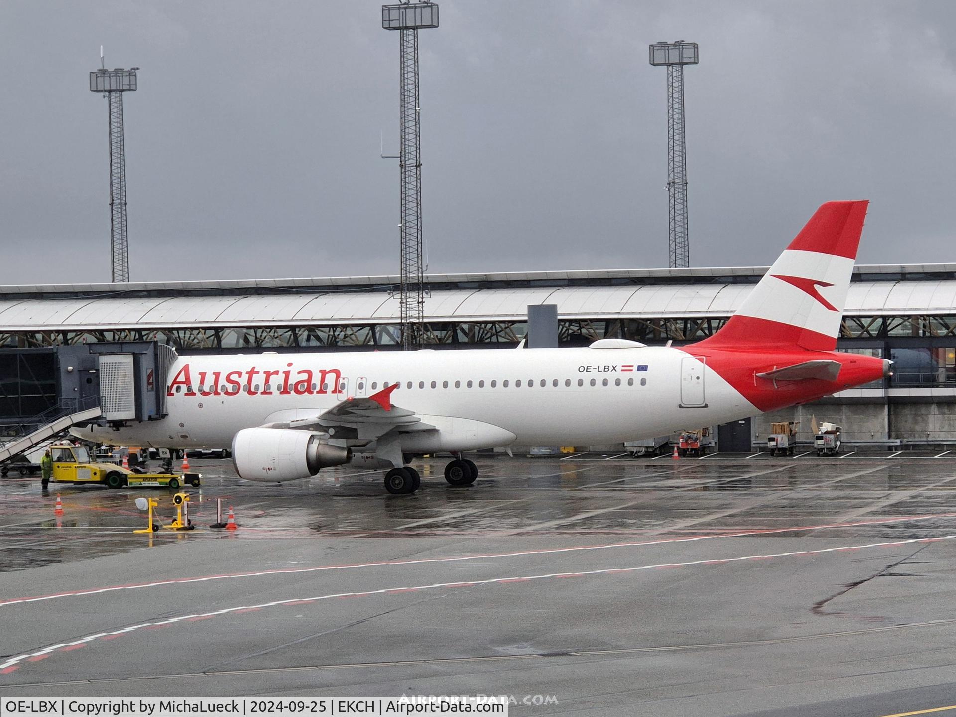 OE-LBX, 2002 Airbus A320-214 C/N 1735, At Kastrup