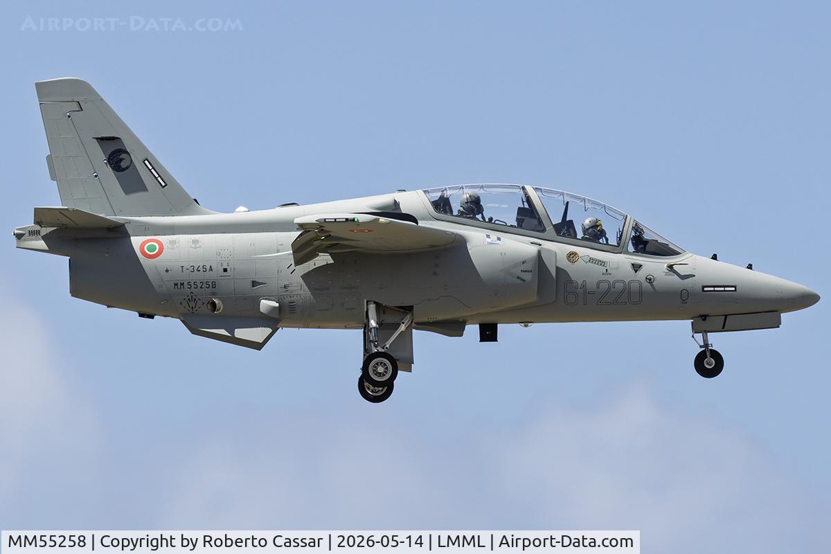 MM55258, Leonardo T-345A C/N 41386, Runway 31