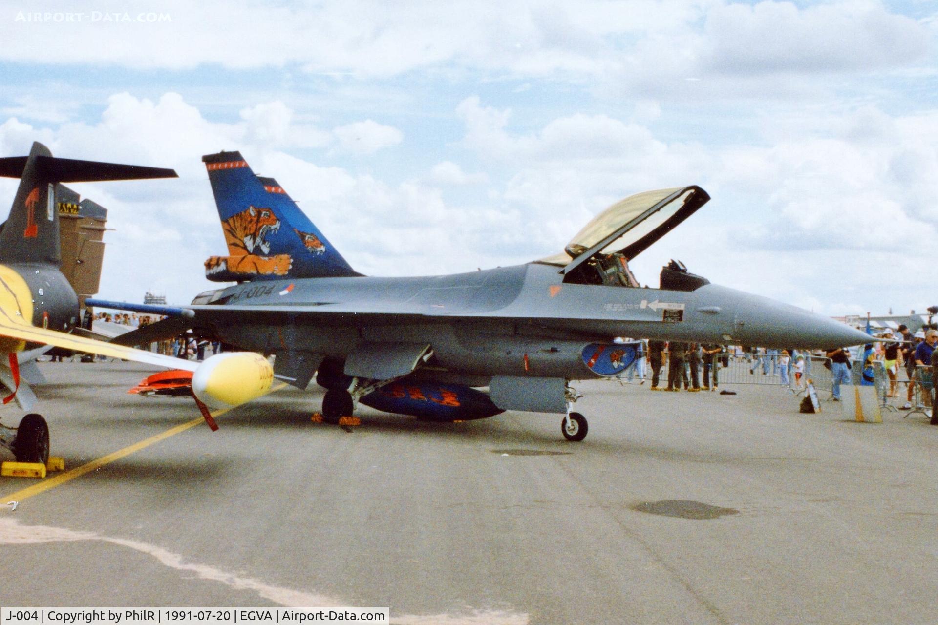 J-004, Fokker F-16AM Fighting Falcon C/N 6D-160, J-004 GD F-16A RNethAF IAT 
