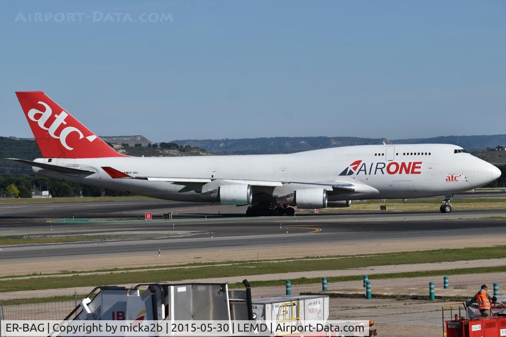 ER-BAG, 1990 Boeing 747-4D7 C/N 24459, Taxiing