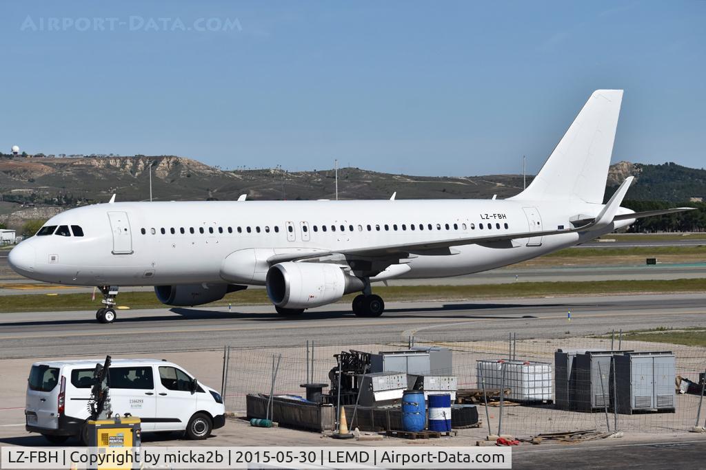 LZ-FBH, 2016 Airbus A320-214(W) C/N 7238, Taxiing