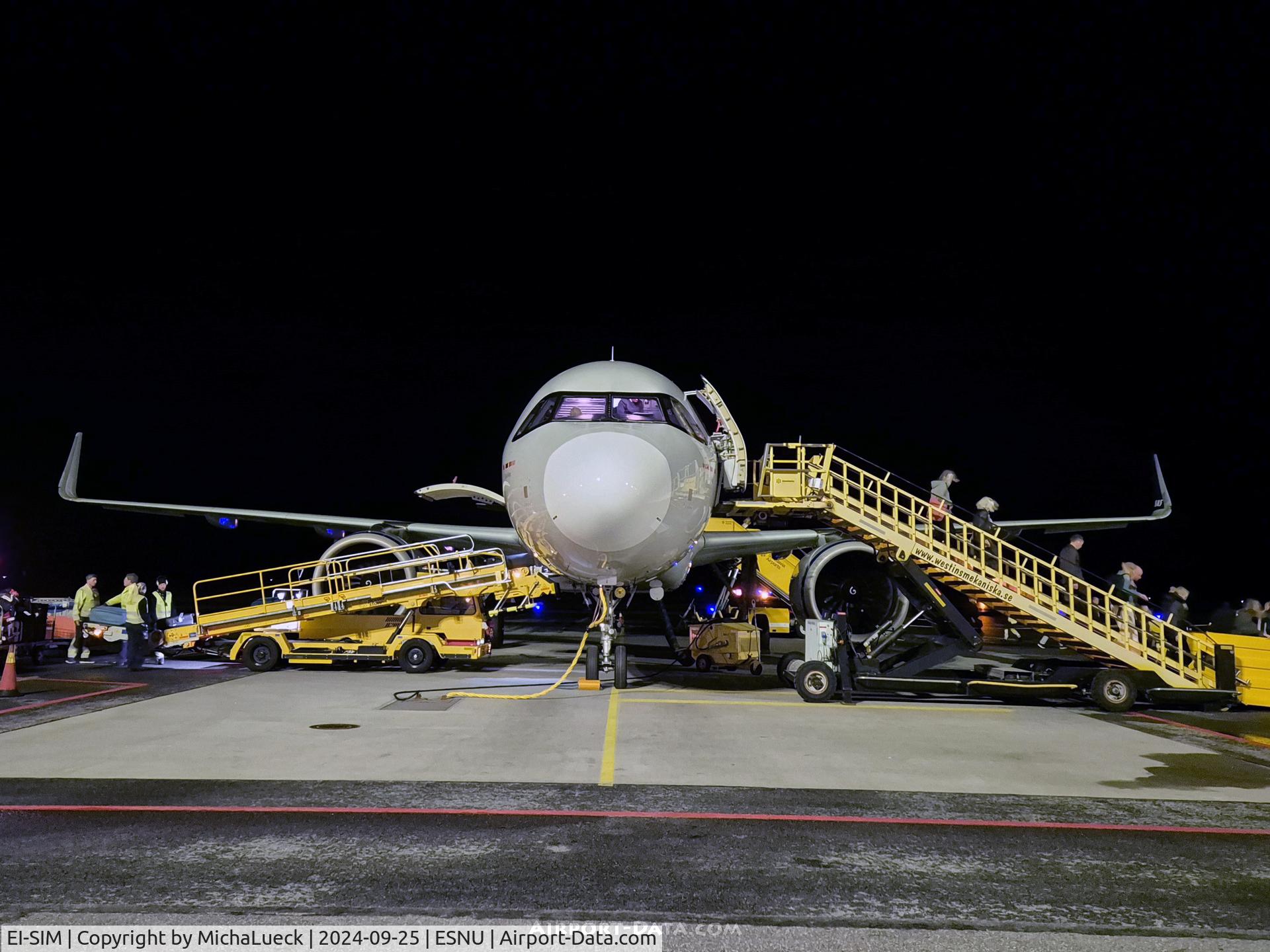 EI-SIM, 2022 Airbus A320-251N, c/n 10761, Late arrival at Umeå