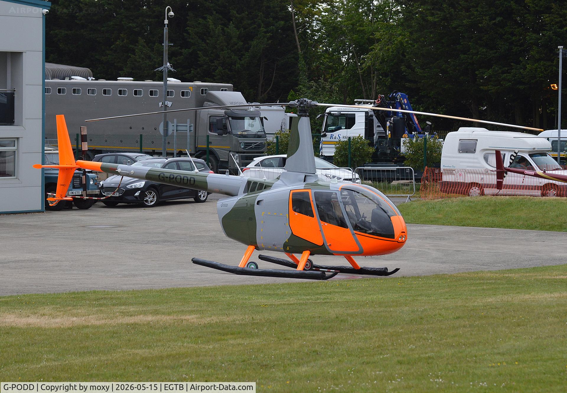 G-PODD, 2016 Robinson R66 Turbine, c/n 0727, Robinson R66 Turbine at Wycombe Air Park.