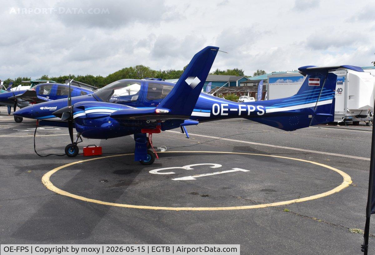 OE-FPS, Diamond DA42 NG Turbo Twin Star Twin Star, c/n 42.N614, Diamond DA42 NG Turbo Twin Star at Wycombe Air Park.