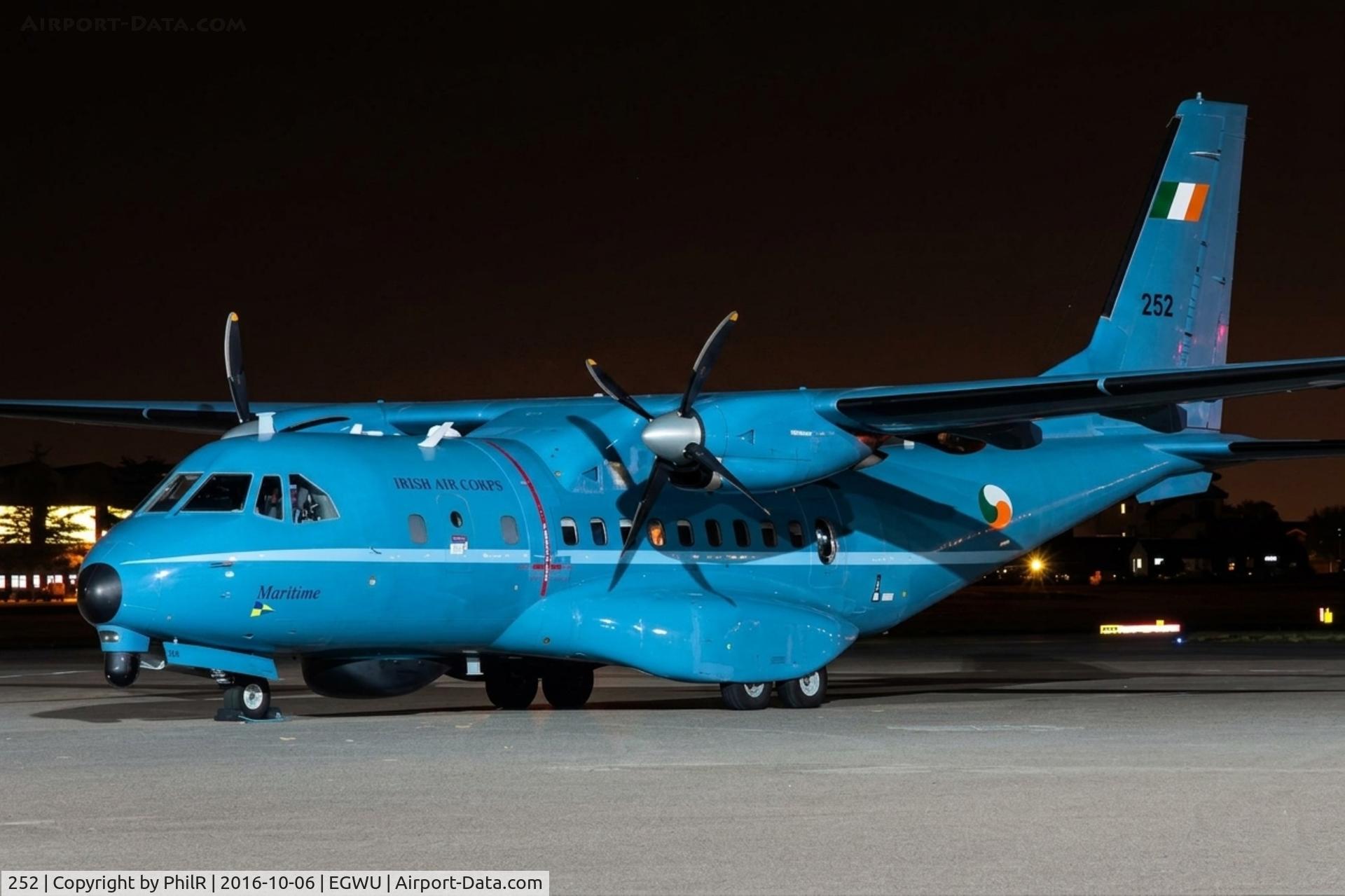 252, 1994 Airtech CN-235-100M, c/n C085, 252 1993 CASA CN235MP Irish Air Force Northolt Night Shoot 
