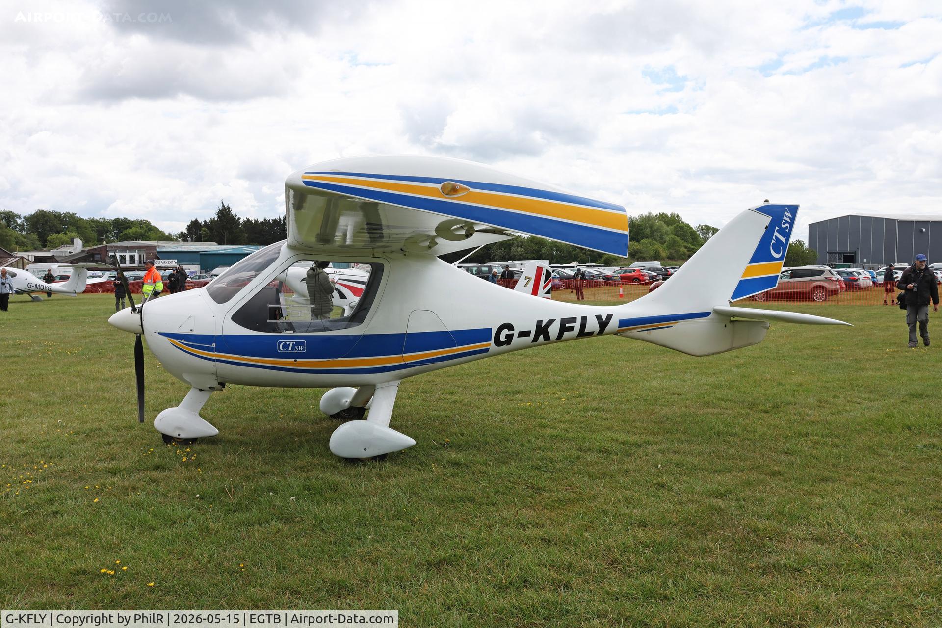G-KFLY, 2007 Flight Design CTSW, c/n 8244, G-KFLY 2007 P AND M Aviation Ltd Flight Design CTSW Private Flyer Fest Booker 