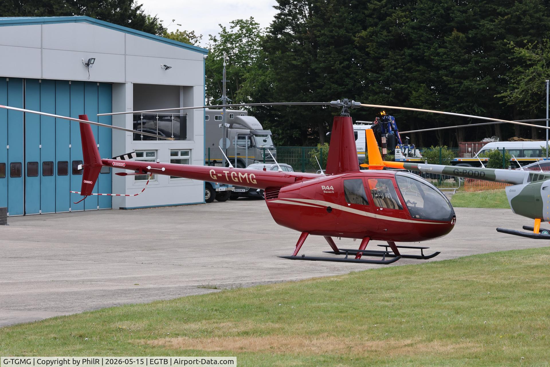 G-TGMG, 2002 Robinson R44 Raven II, c/n 10024, G-TGMG 2025 Robinson R44 Raven ll Private Flyer Fest Booker 
