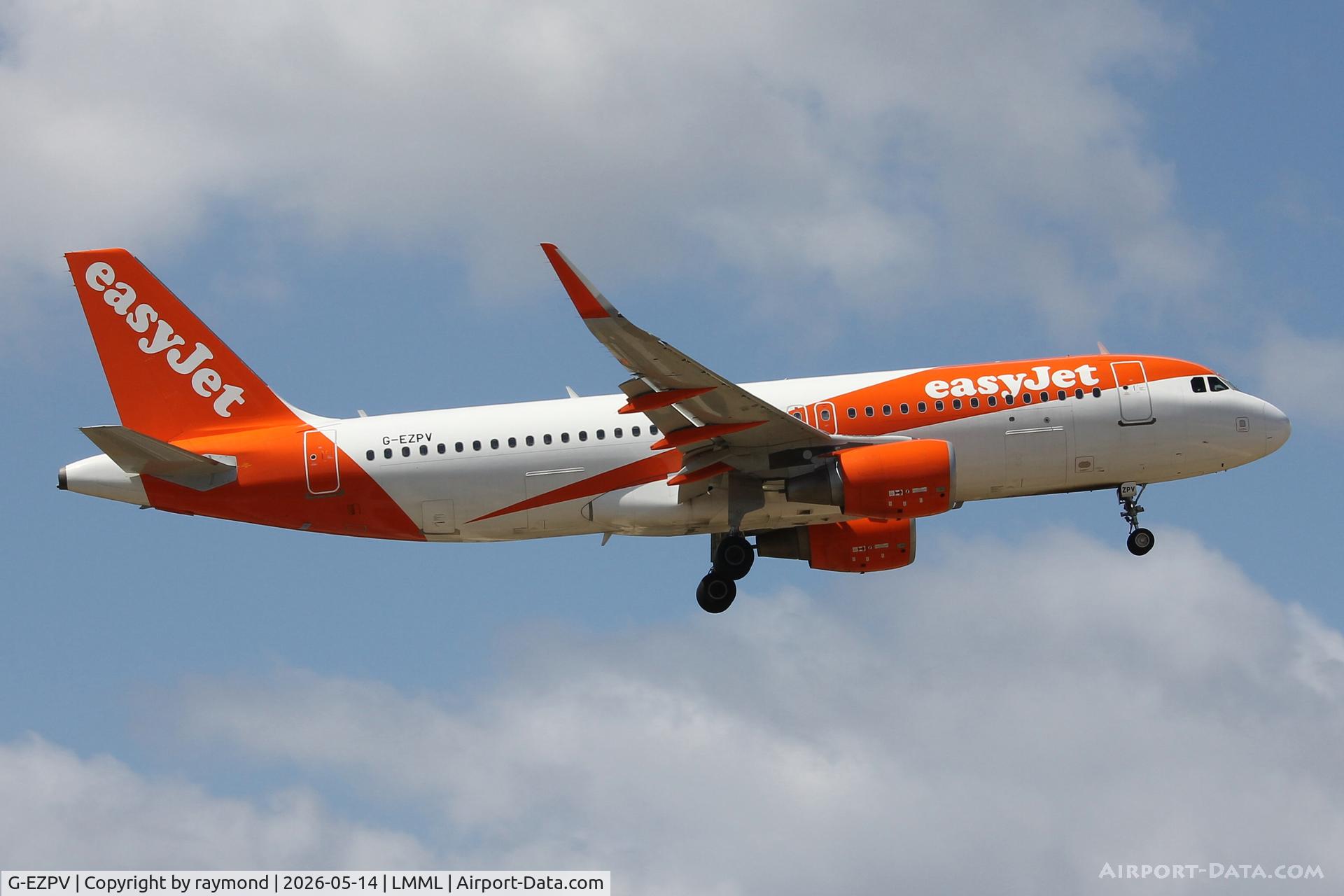 G-EZPV, 2017 Airbus A320-214, c/n 7537, Airbus A320-214 reg G-EZPV of Easyjet landing in Malta RW31.
