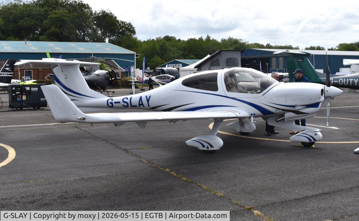 G-SLAY, 2023 Diamond Aircraft Industries DA-40 NG Diamond Star, c/n 40.N613, Diamond DA-40 NG Diamond Star at Wycombe Air Park.
