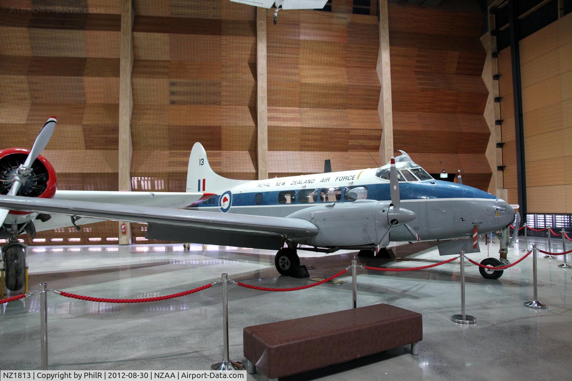 NZ1813, 1952 De Havilland DH.104 Devon C.1, c/n 04396, NZ1813 1953 DH 104 Devon RNZAF AKL MoTaT 
