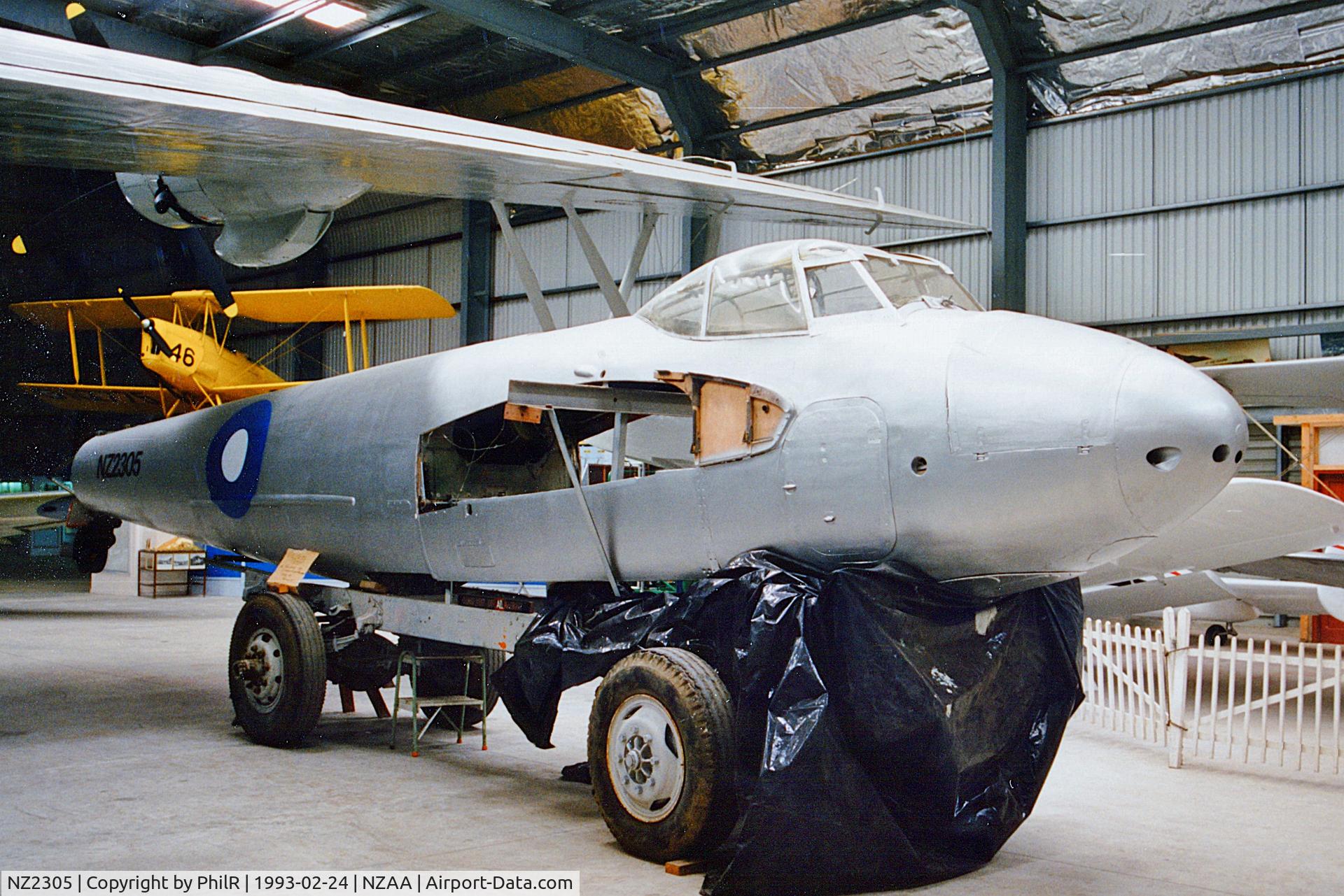 NZ2305, 1946 De Havilland DH-98 Mosquito T.43, c/n A52-1053, NZ2305 (A52-1053) 1946 DH98 Mosquito T43 RNZAF MoTaT AKL 
