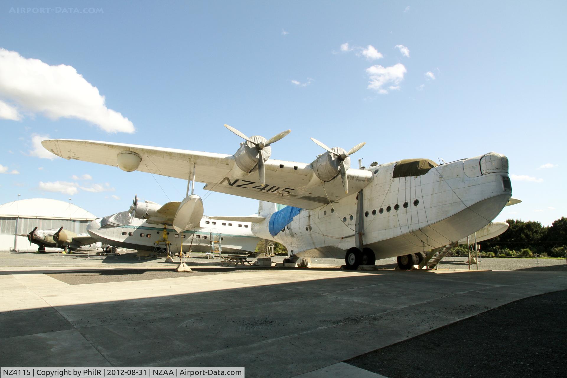 NZ4115, Short S.25 Sunderland V, c/n SH.1552, NZ4115 (G-AHJR, SZ584) 1946 Short Sunderland Mk V RNZAF AKL MoTaT 
