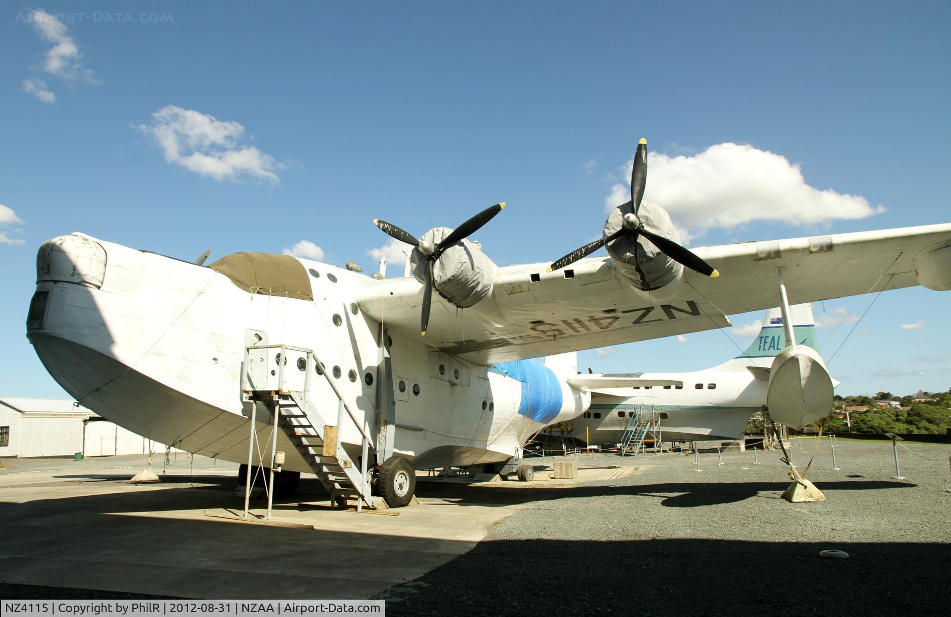 NZ4115, Short S.25 Sunderland V, c/n SH.1552, NZ4115 (G-AHJR, SZ584) 1946 Short Sunderland Mk V RNZAF AKL MoTaT 