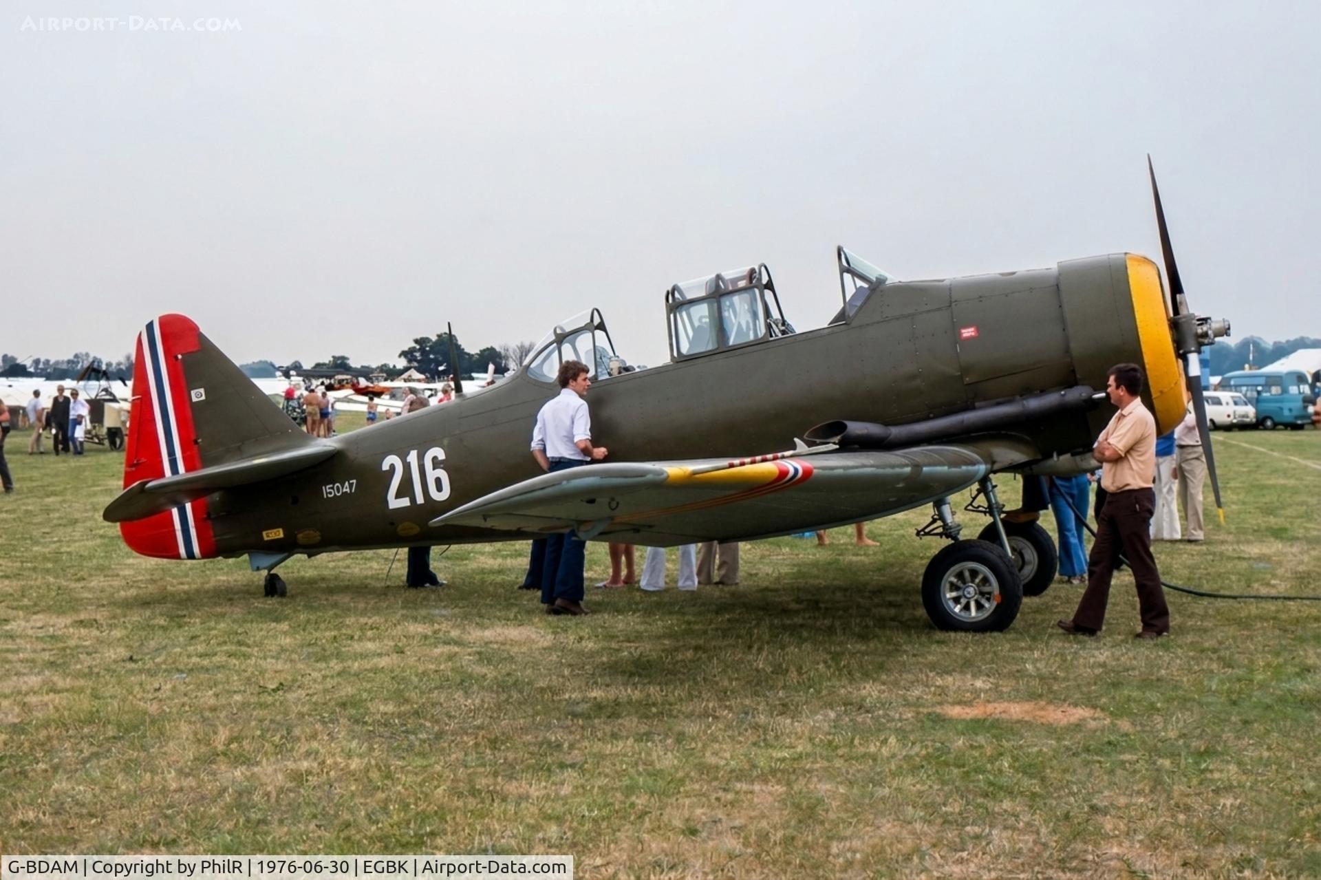 G-BDAM, 1943 Noorduyn AT-16 Harvard IIB, c/n 14-726, 15047 (G-BDAM) 1943 Noorduyn AT-16 Harvard IIB RNorAF Sywell

