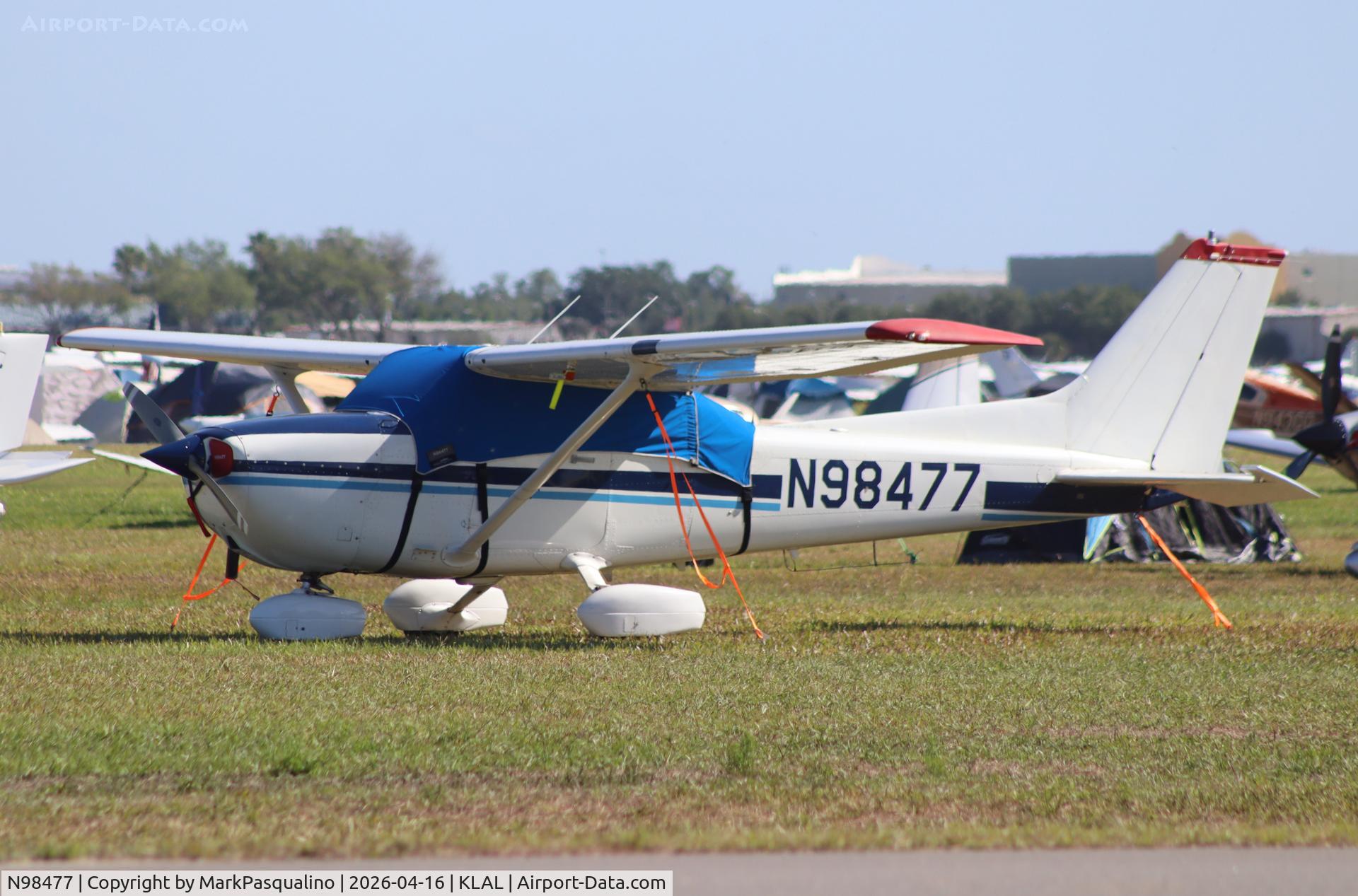 N98477, 1985 Cessna 172P, c/n 17276296, Cessna 172P