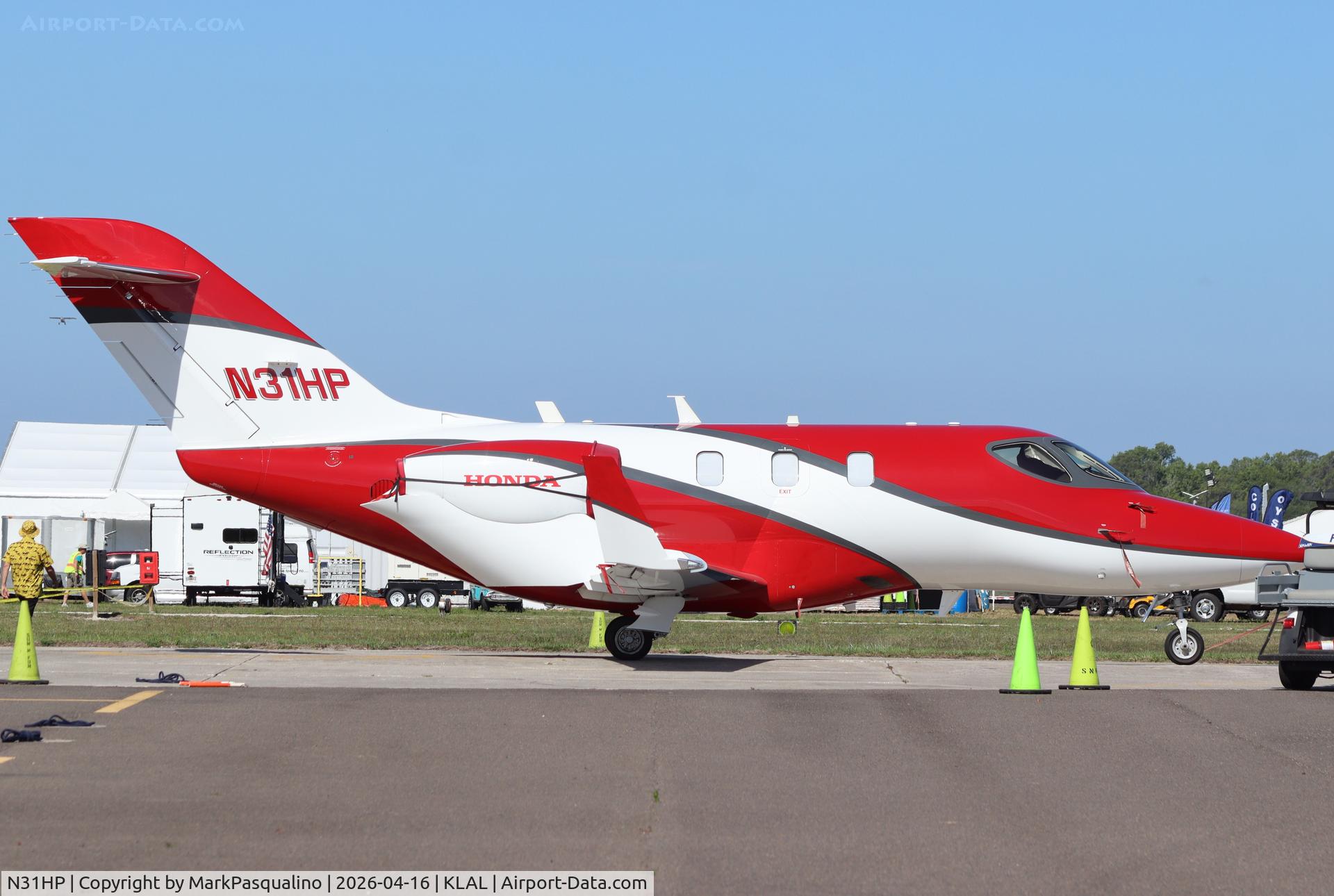 N31HP, 2022 Honda HA-420 HondaJet, c/n 42000225, Honda HA-420 Hondajet