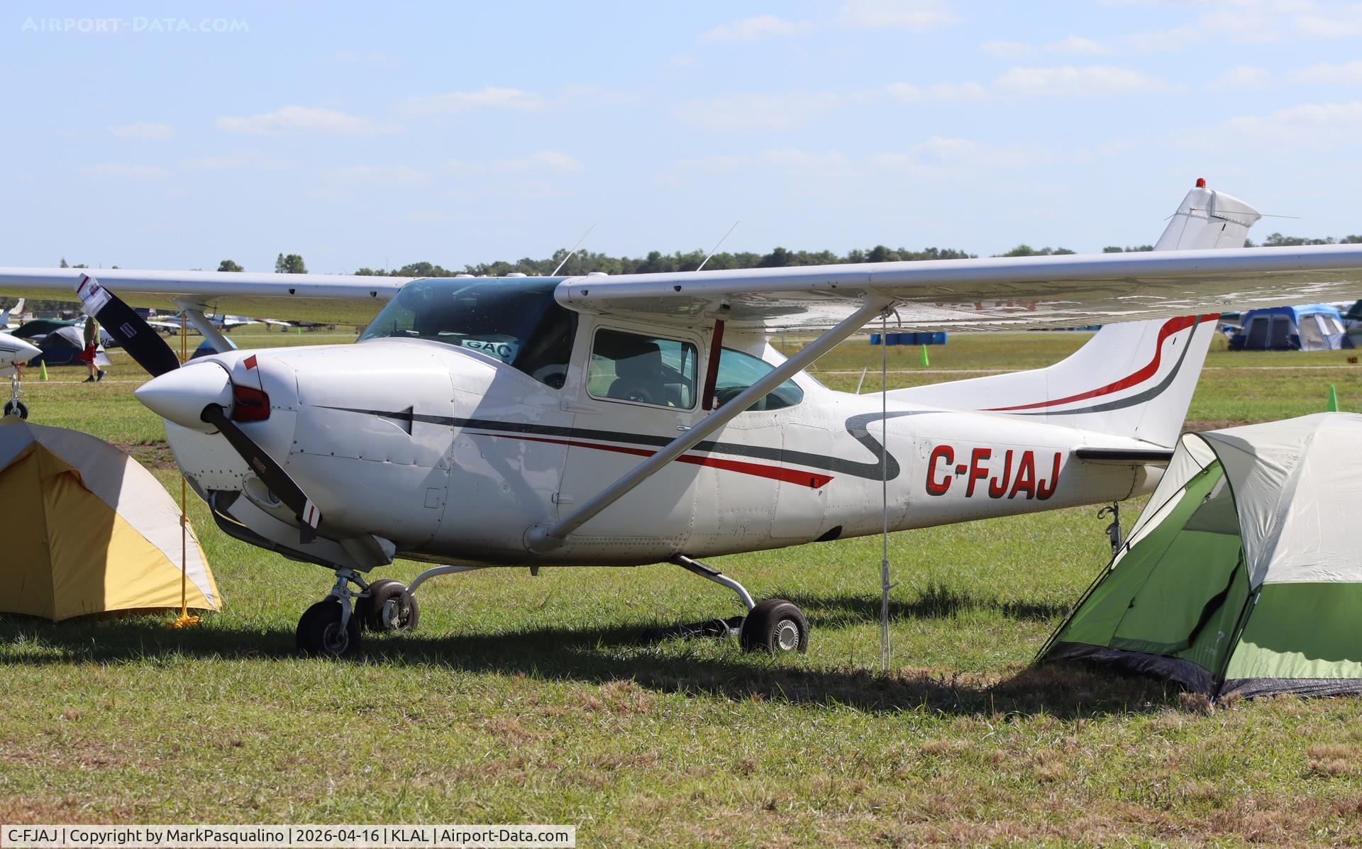C-FJAJ, Cessna TR182 Turbo Skylane RG, c/n R18201297, Cessna TR182