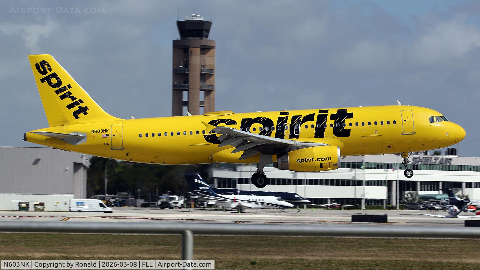 N603NK, 2010 Airbus A320-232, c/n 4321, at fll