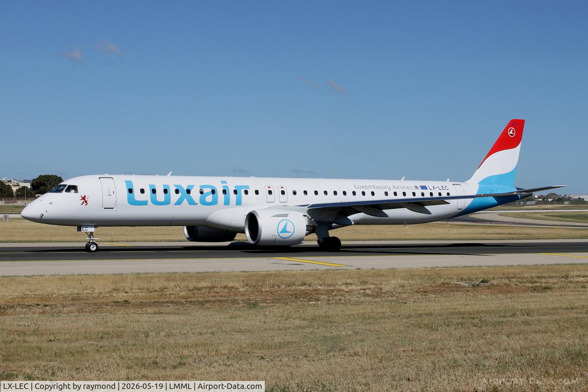 LX-LEC, Embraer E-195, c/n 20218, Embraer E195-E2 reg LX-LEC of Luxair taxiing out for departure from Malta.