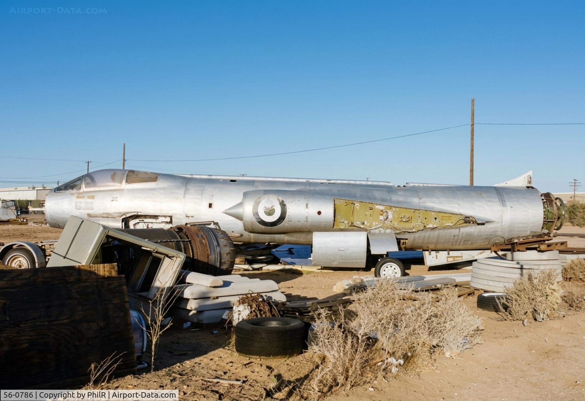 56-0786, Lockheed F-104A Starfighter, c/n 183-1073, 909 'G' (56-0786) 1958 Lockheed F-104A Starfighter RJordAF Kern Airport Mojave 17-18.10.97(2).jpg
