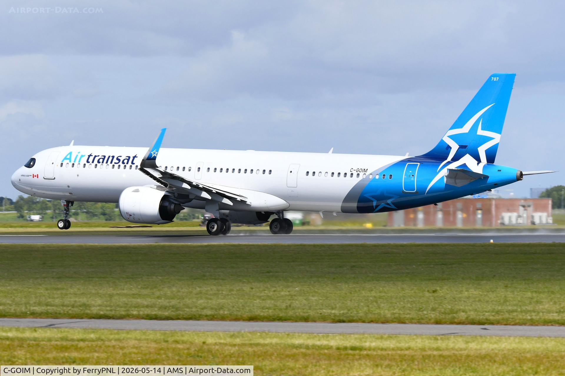C-GOIM, 2020 Airbus A321-271NX, c/n 10042, Air Transat A321N taking-off