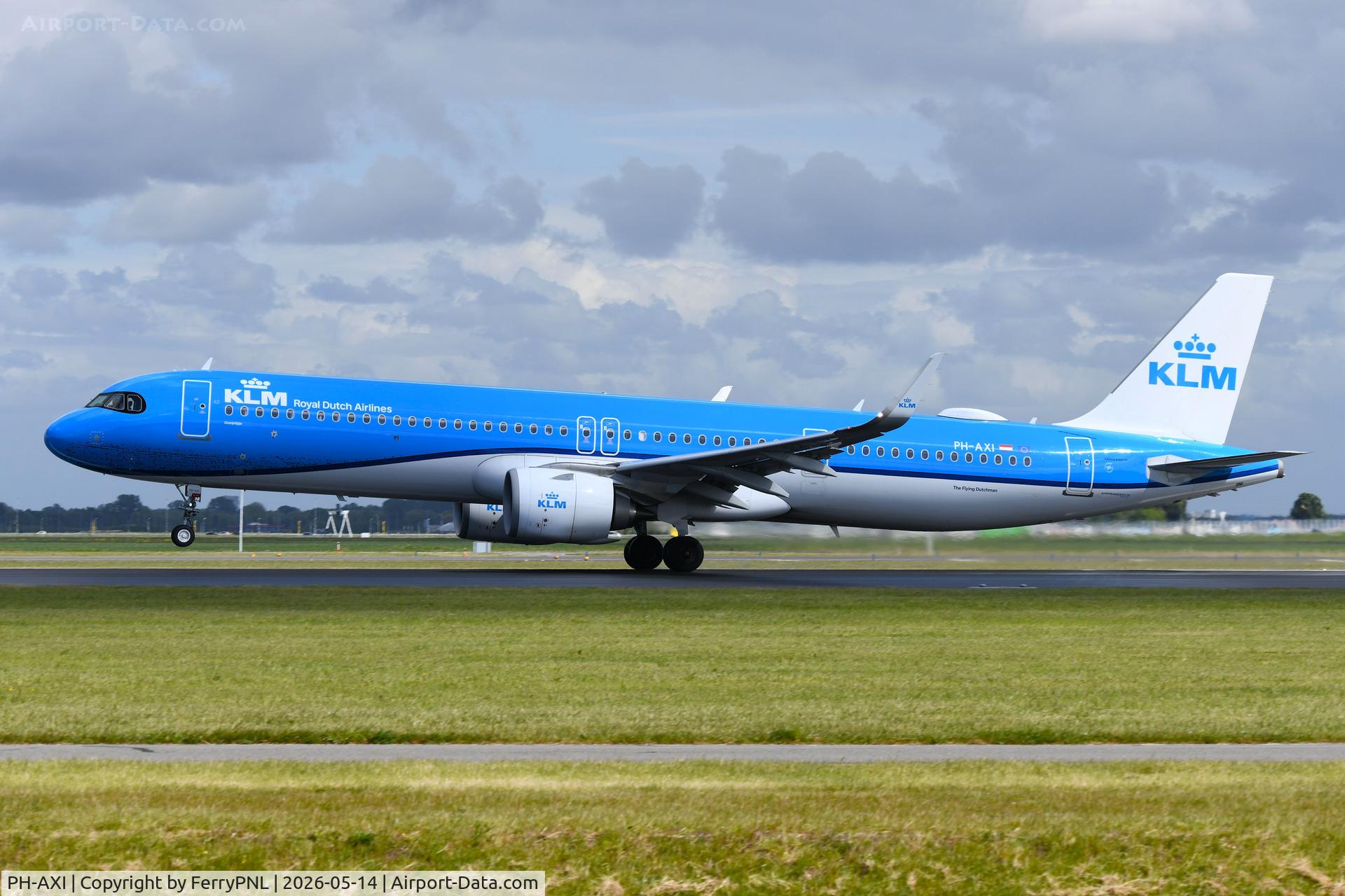 PH-AXI, 2025 Airbus A321-252NX, c/n 12600, KLM A321N rotating