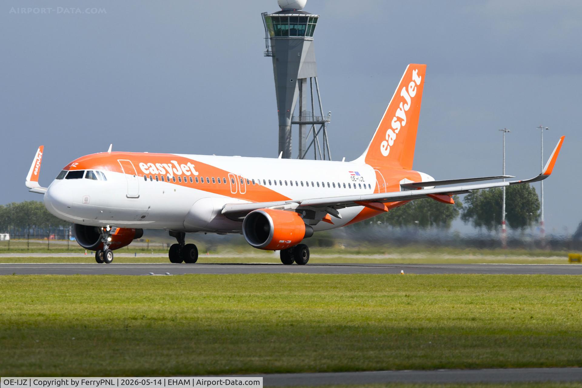 OE-IJZ, 2015 Airbus A320-214, c/n 6502, Departure of Easyjet A320