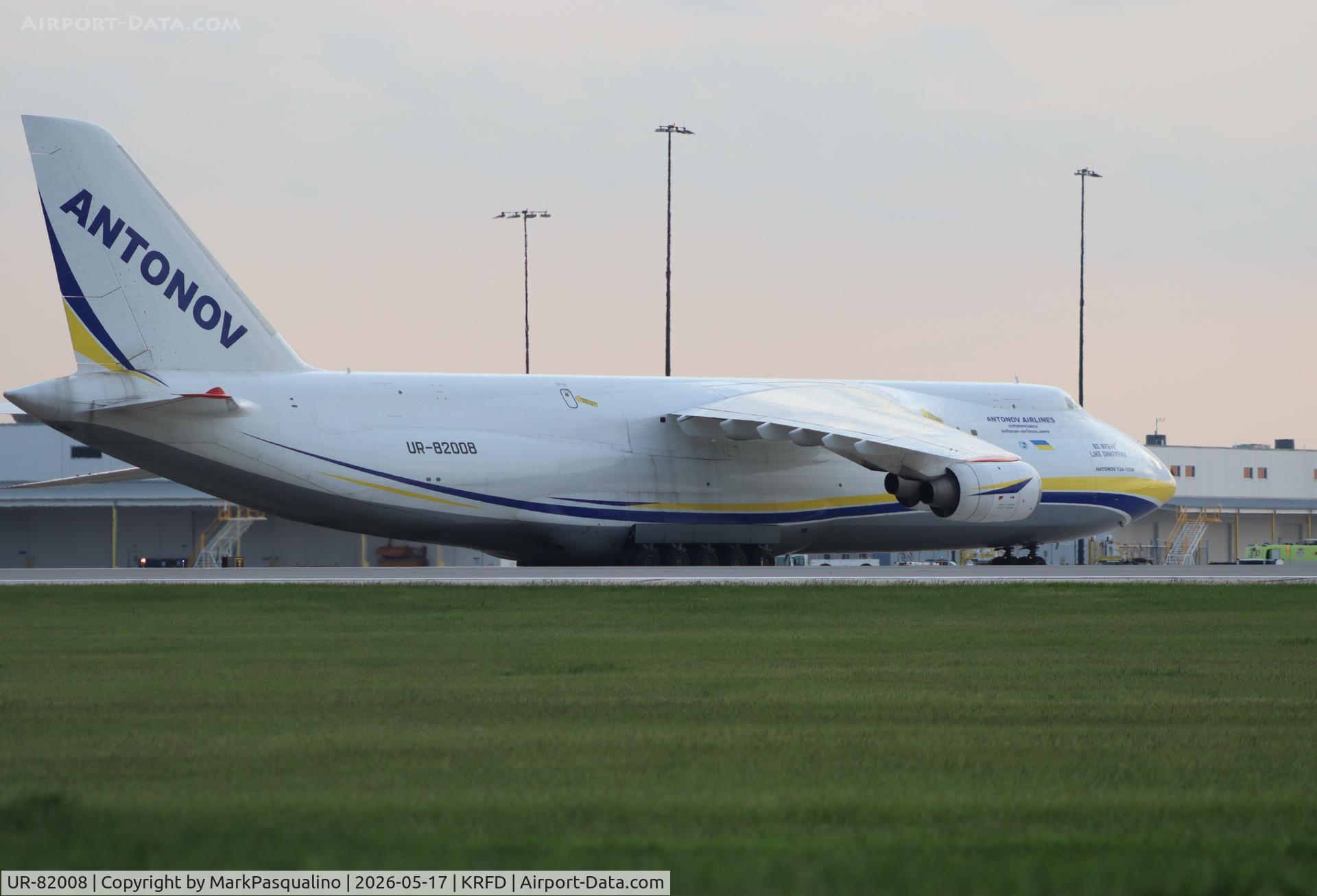 UR-82008, 1986 Antonov An-124-100M Ruslan, c/n 19530501006 l/n 106, Antonov An-124-100 Rusian