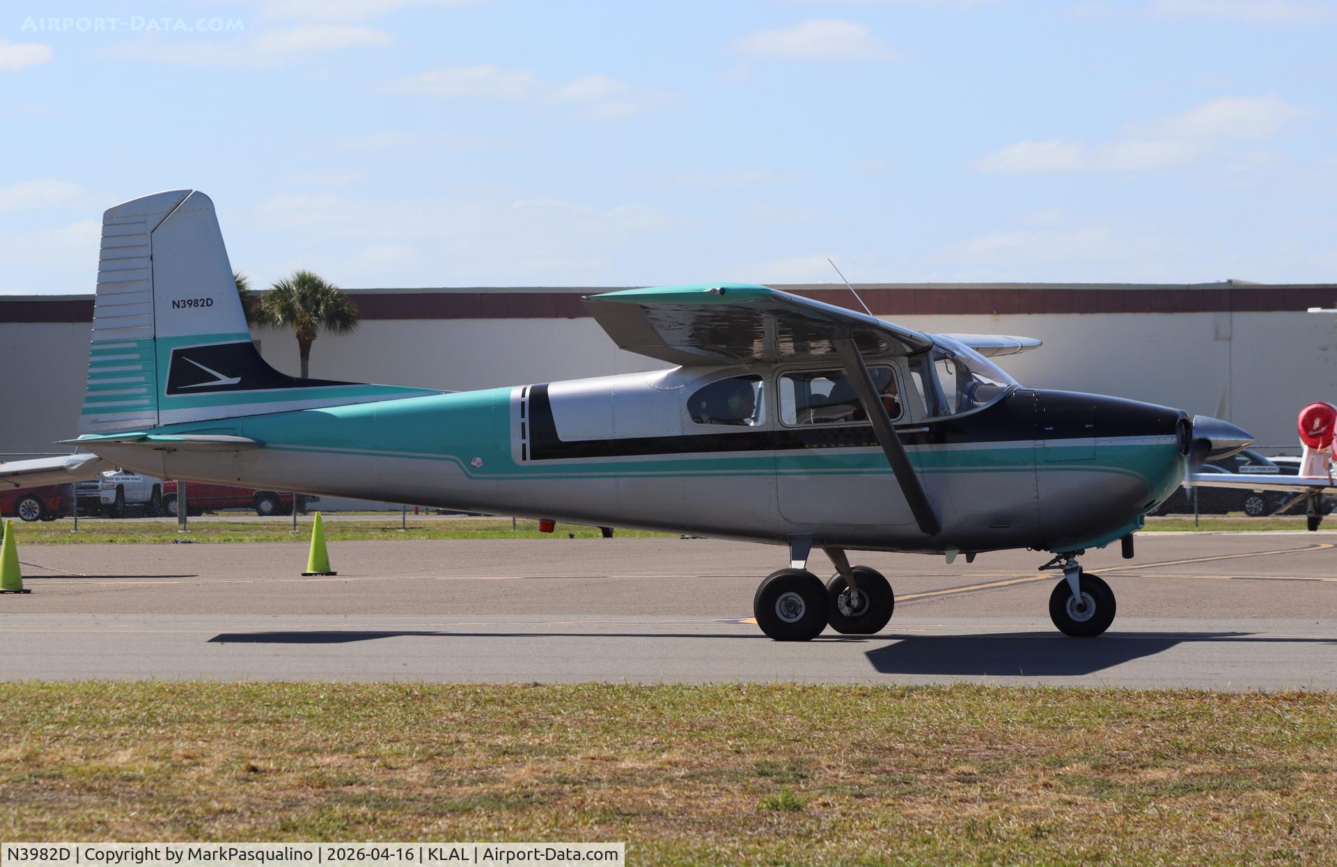 N3982D, 1957 Cessna 182A Skylane, c/n 34682, Cessna 182A