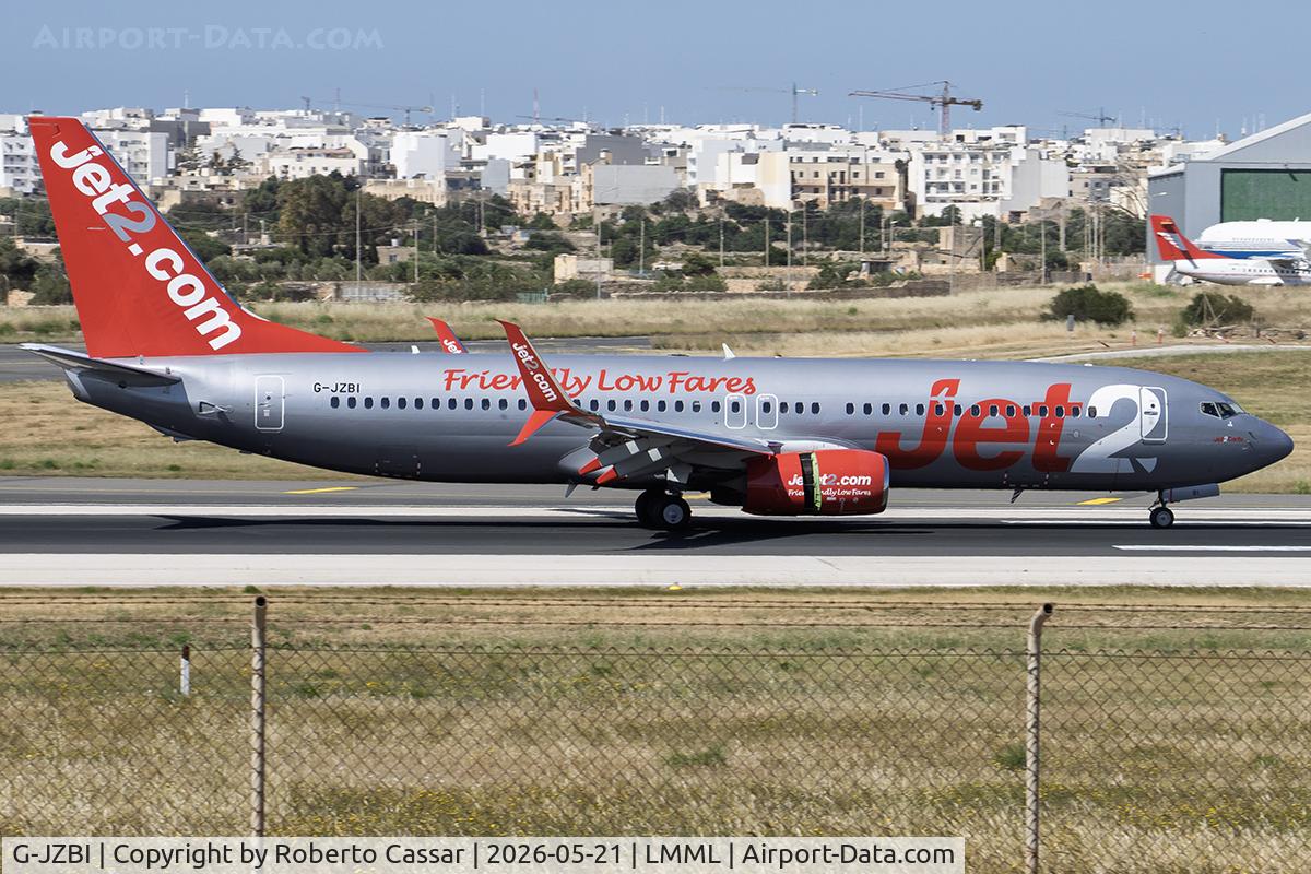 G-JZBI, 2018 Boeing 737-800, c/n 63166, Runway 31
