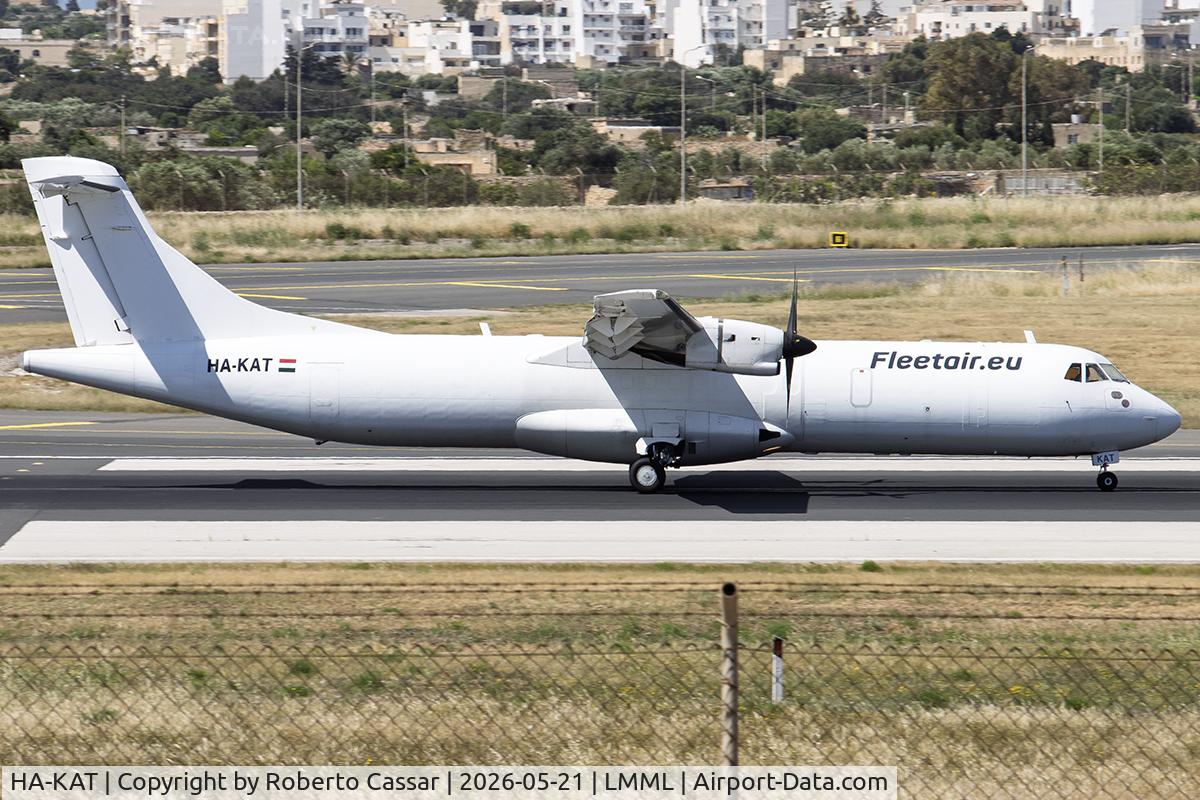 HA-KAT, 1989 ATR 72-201, c/n 108, Runway 31