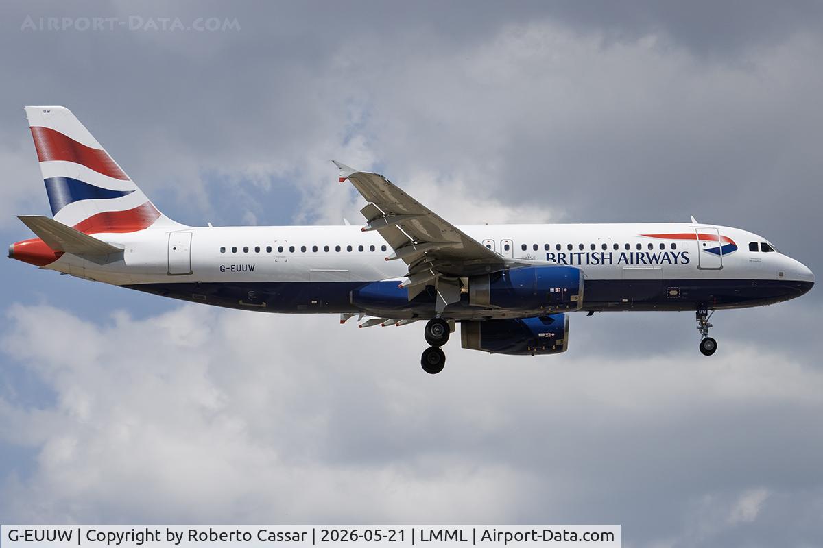 G-EUUW, 2008 Airbus A320-232, c/n 3499, Runway 31