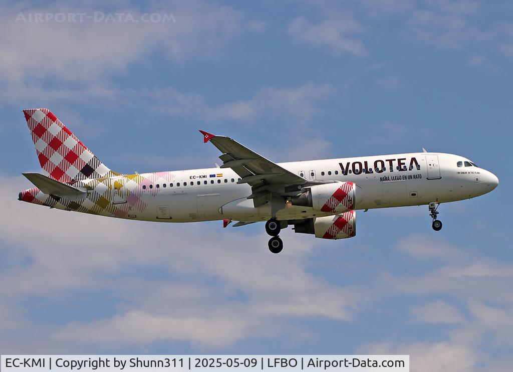 EC-KMI, 2008 Airbus A320-216, c/n 3400, Landing rwy 14R