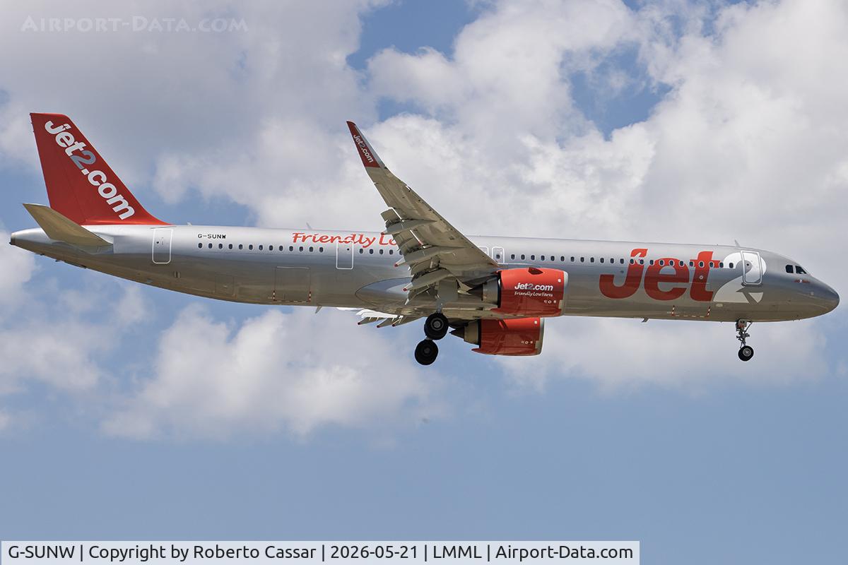 G-SUNW, Airbus A321-251NX, c/n 12760, Runway 31
