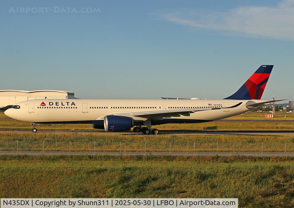 N435DX, 2014 Boeing 737-8GP, c/n 39814, Delivery day...