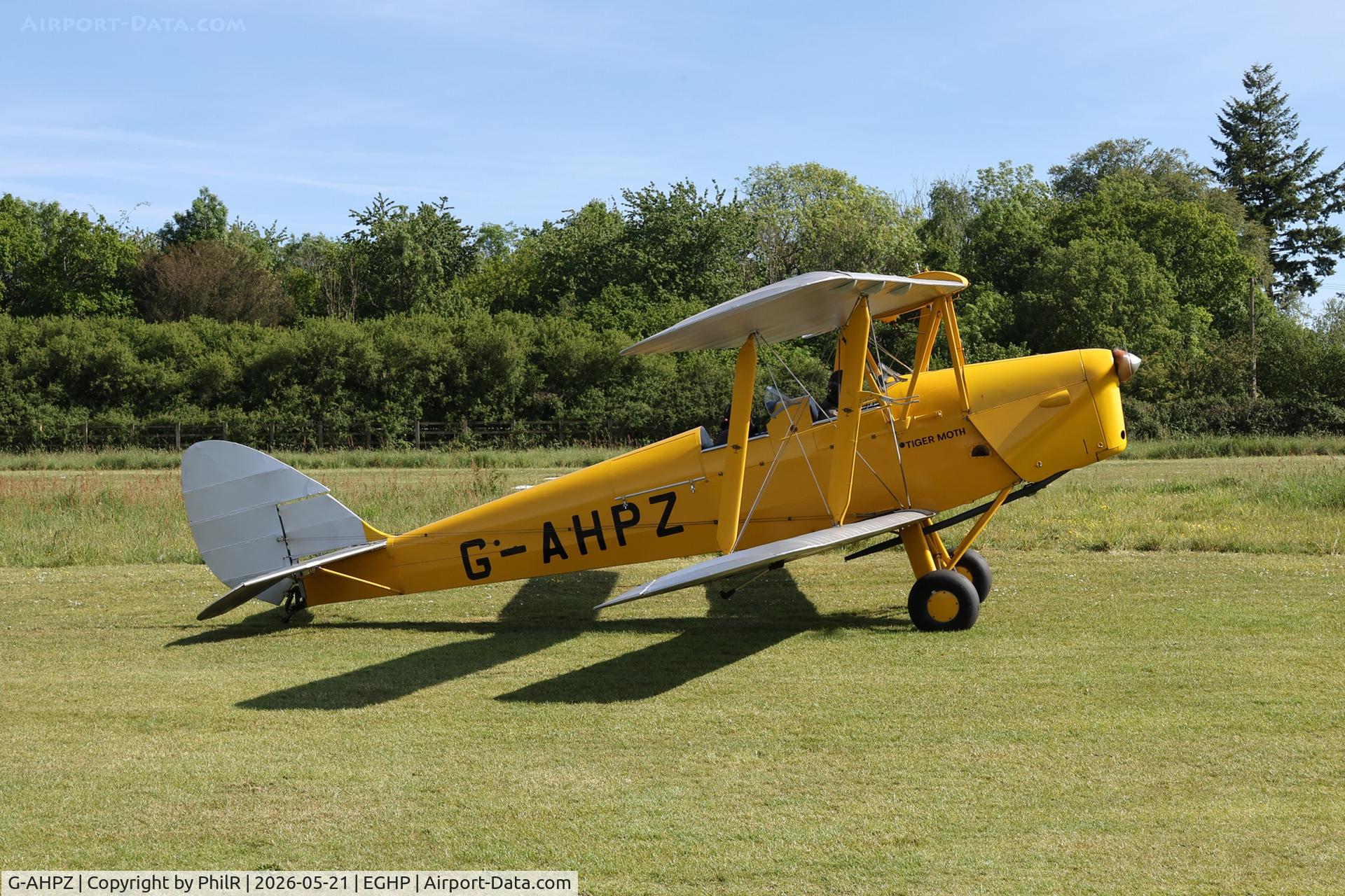 G-AHPZ, 1939 De Havilland DH-82A Tiger Moth II, c/n 83794, G-AHPZ 1939 DH82A Tiger Moth Popham
